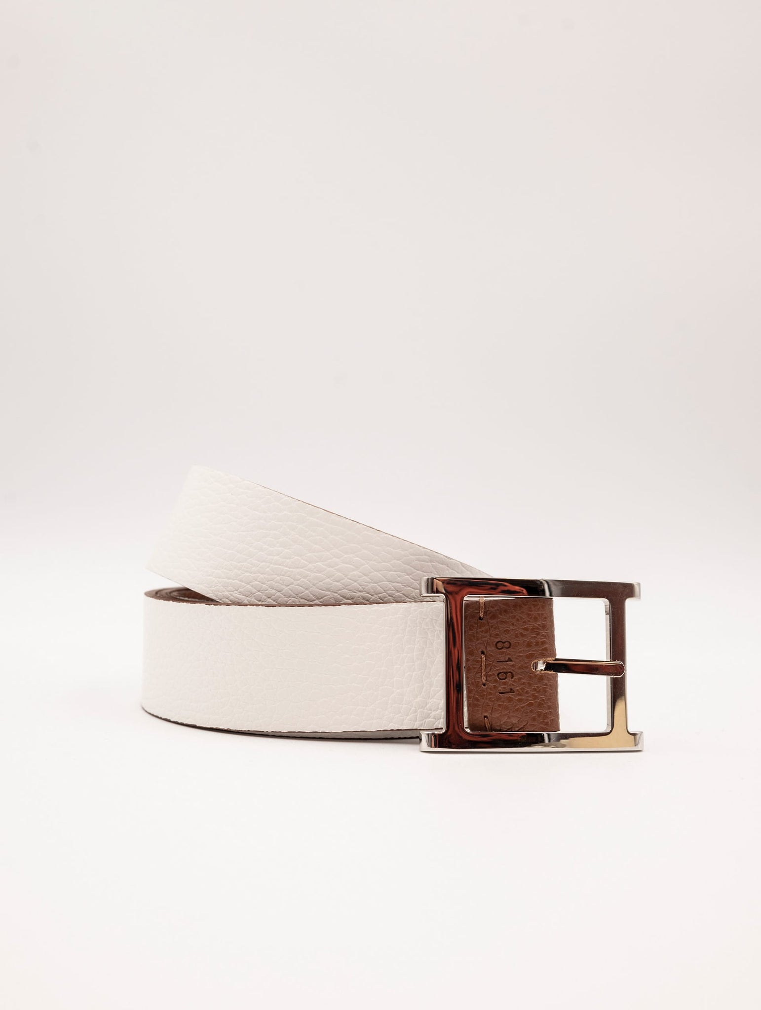 Cintura Orciani Reversibile in Pelle Martellata Sigaro e Bianco