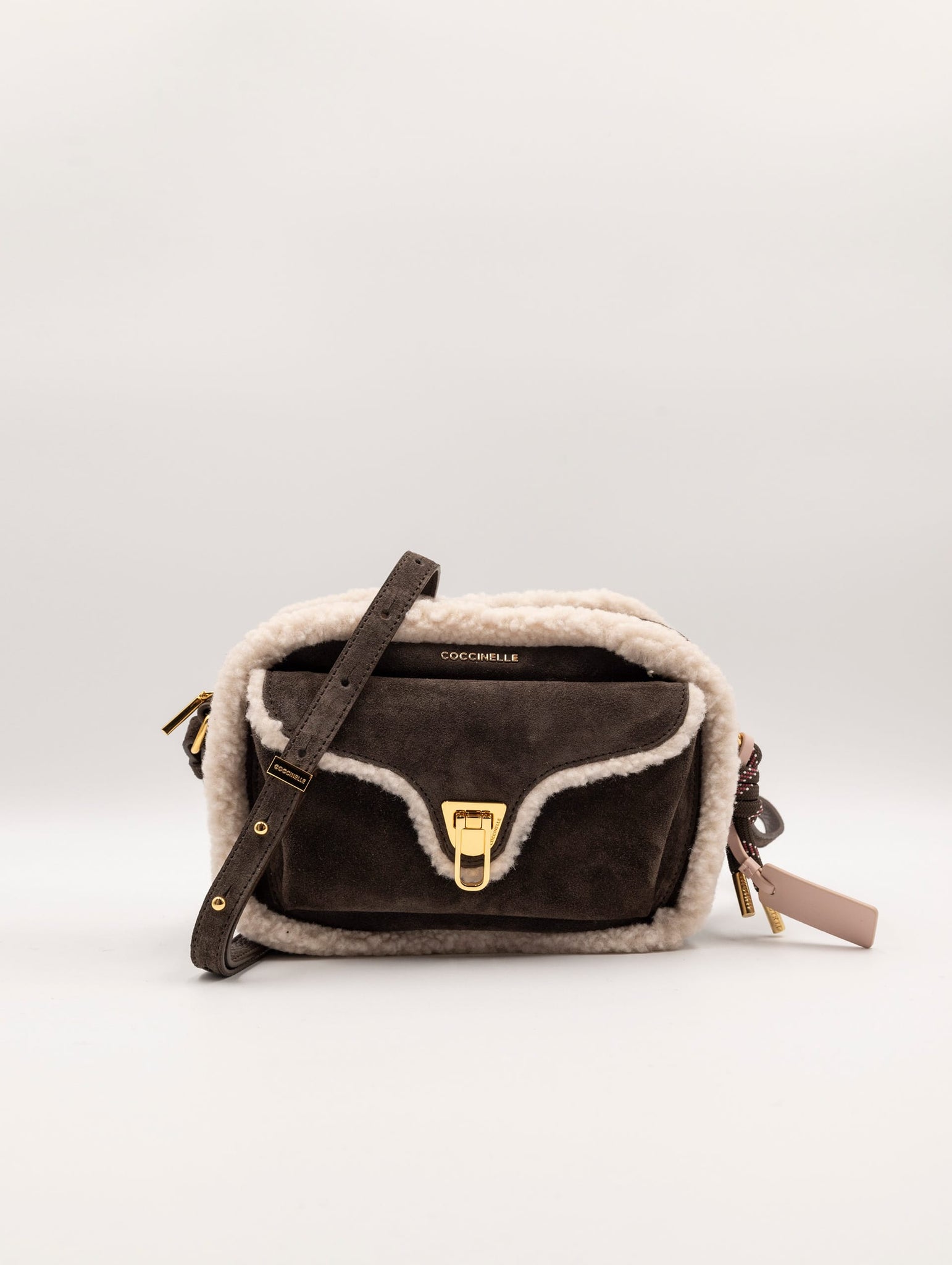 Mini Bag Coccinelle Beat in Camoscio ed Eco Shearling Testa di Moro