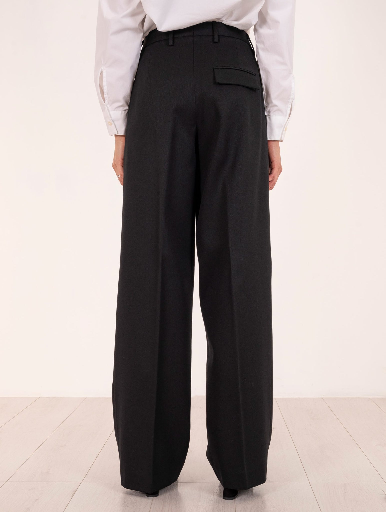 Pantalone Covert in Lana Vergine Nera