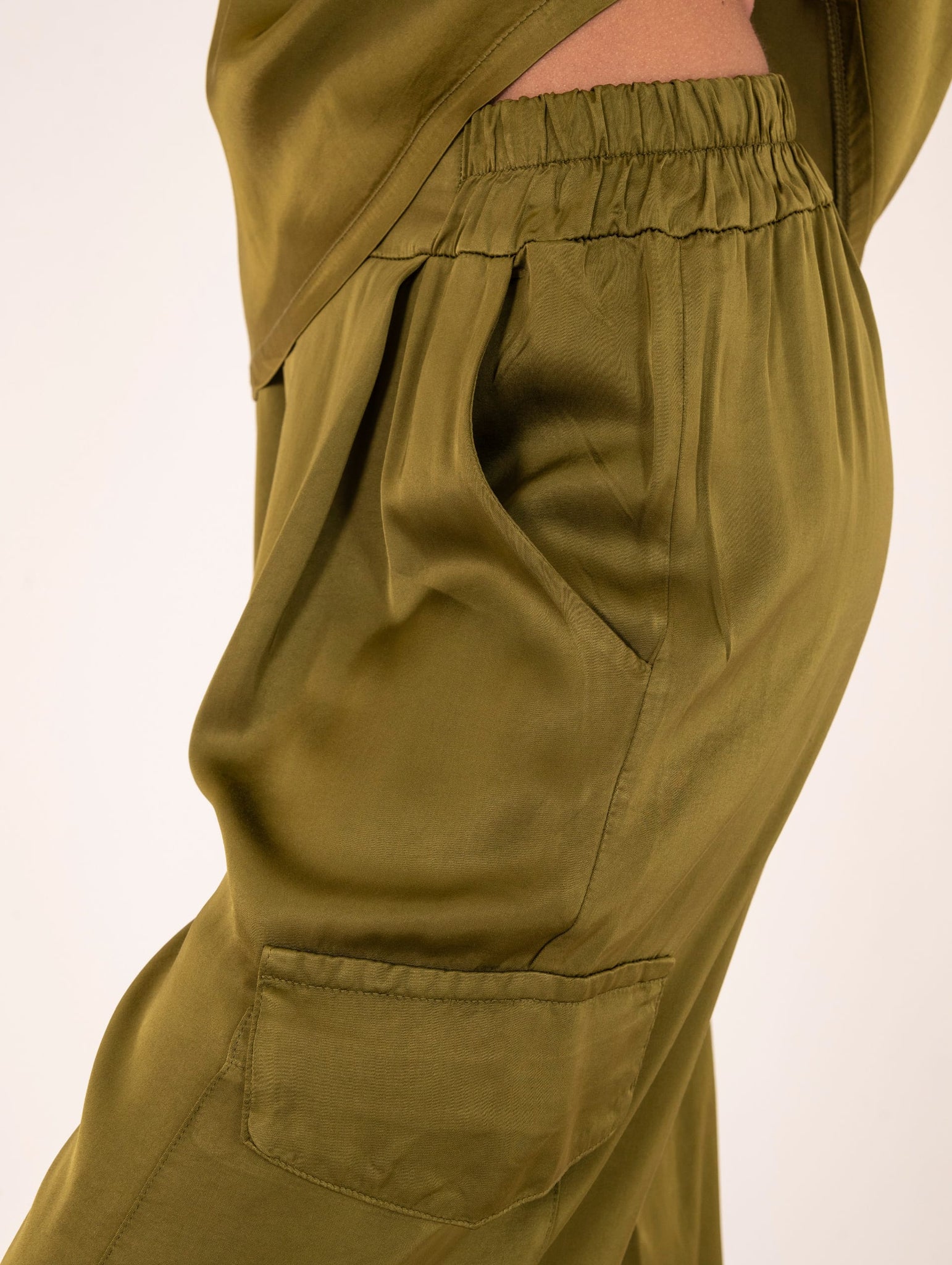 Pantalone Cargo Daniele Fiesoli in Viscosa Stretch Pistacchio