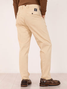 Pantaloni Chino Eight Ross in Cotone Crema