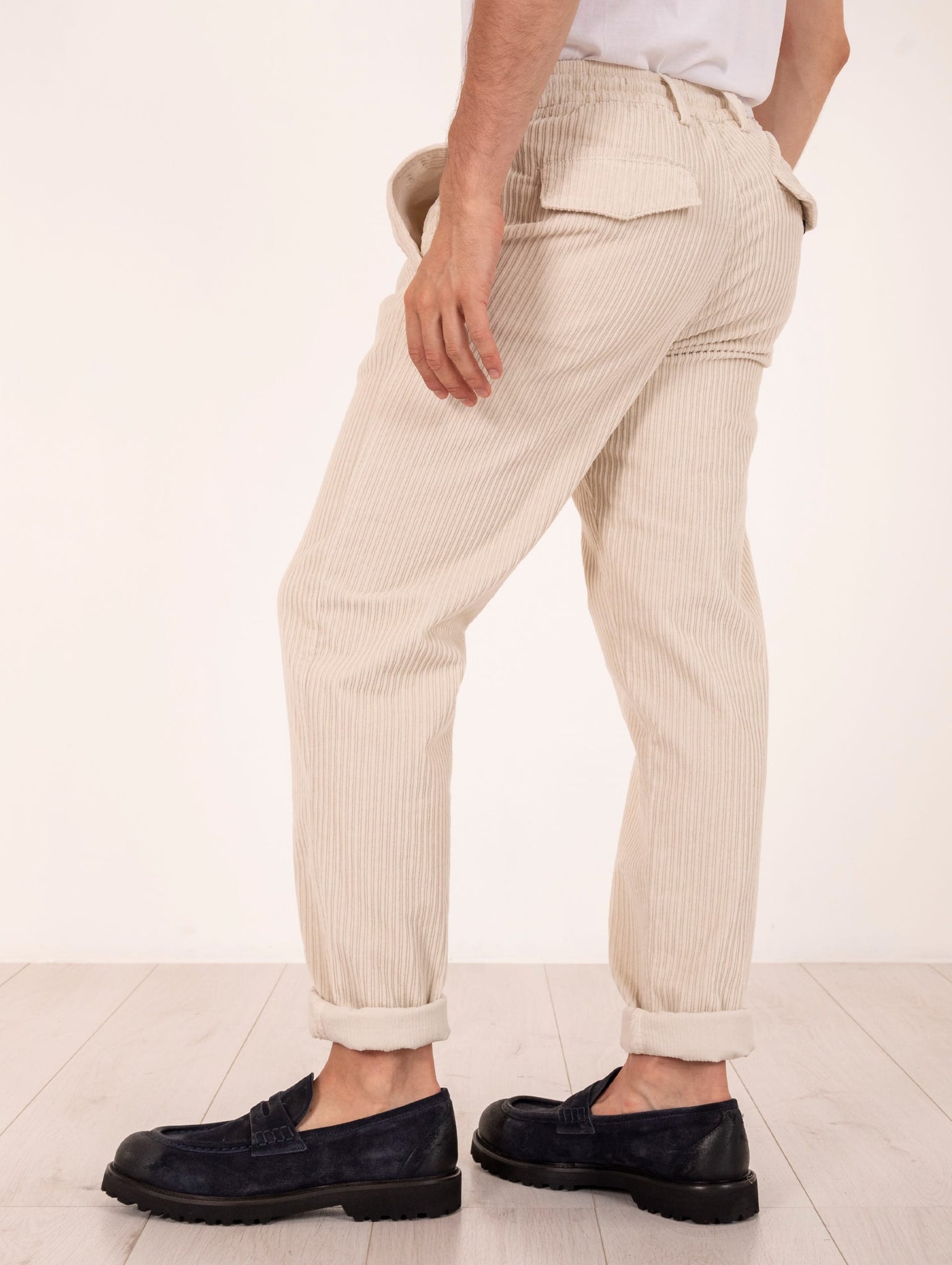 Pantalone Jogger Eleventy Milano in Velluto a Coste Sabbia