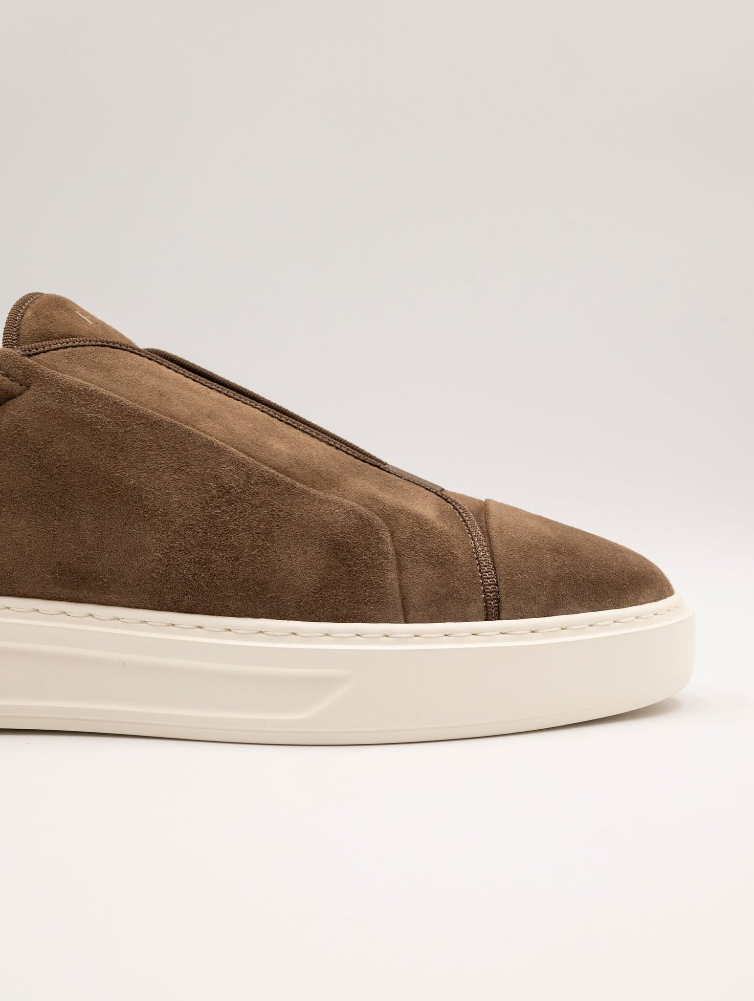 Sneaker Fabi in Suede Cognac