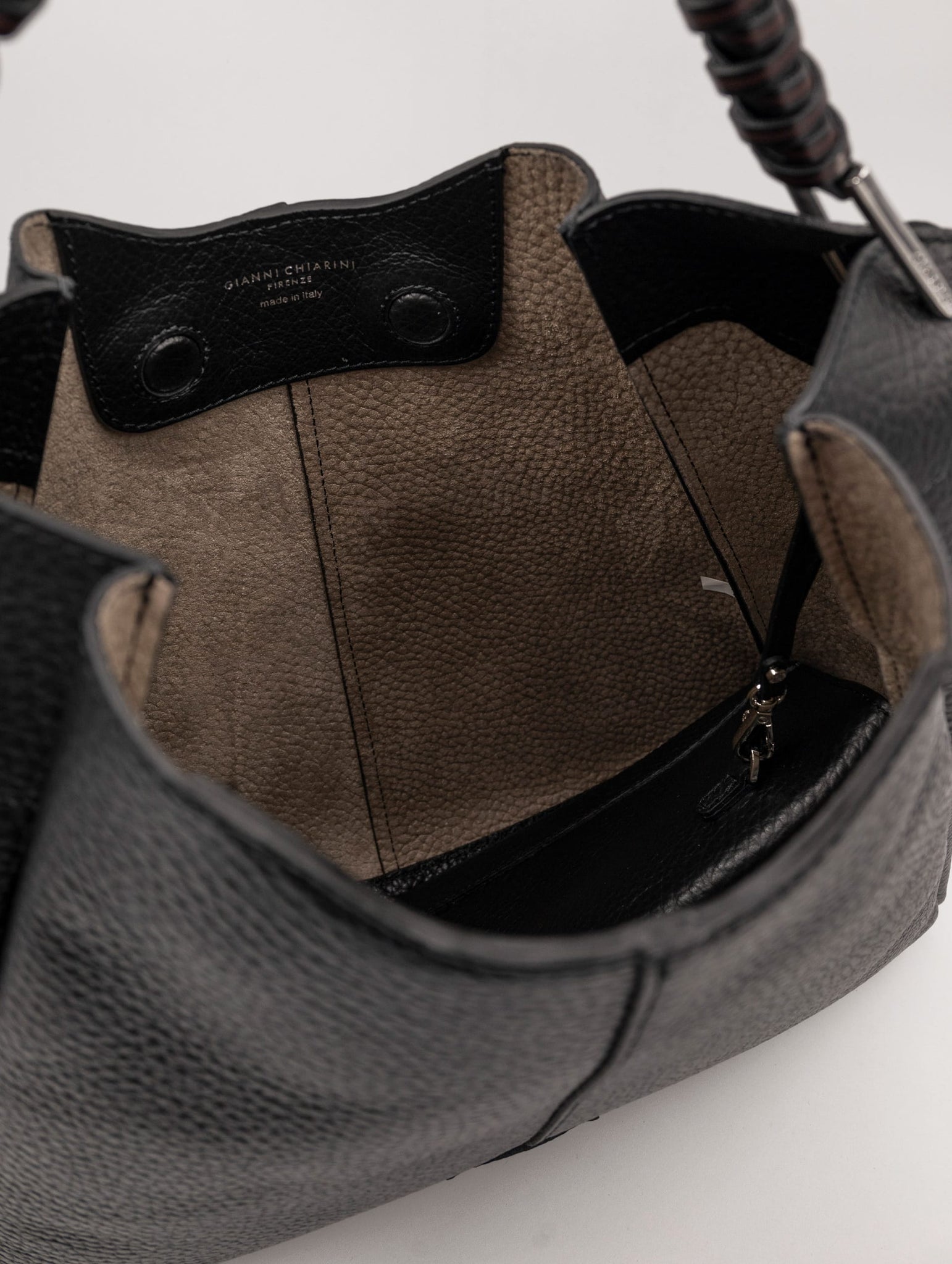 Borsa Era Gianni Chiarini in Pelle Martellata Nera