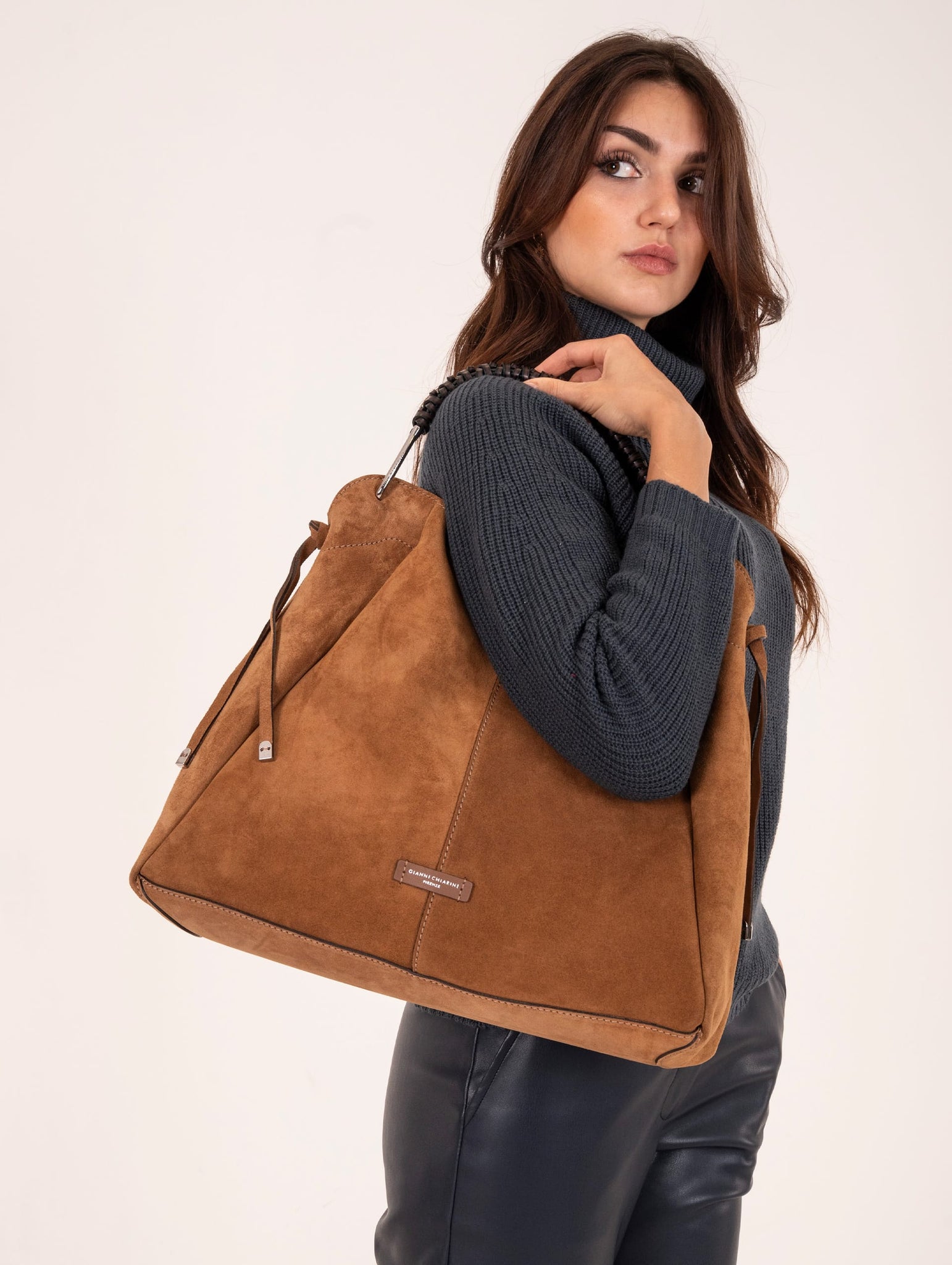 Borsa Era Gianni Chiarini in Suede Cognac