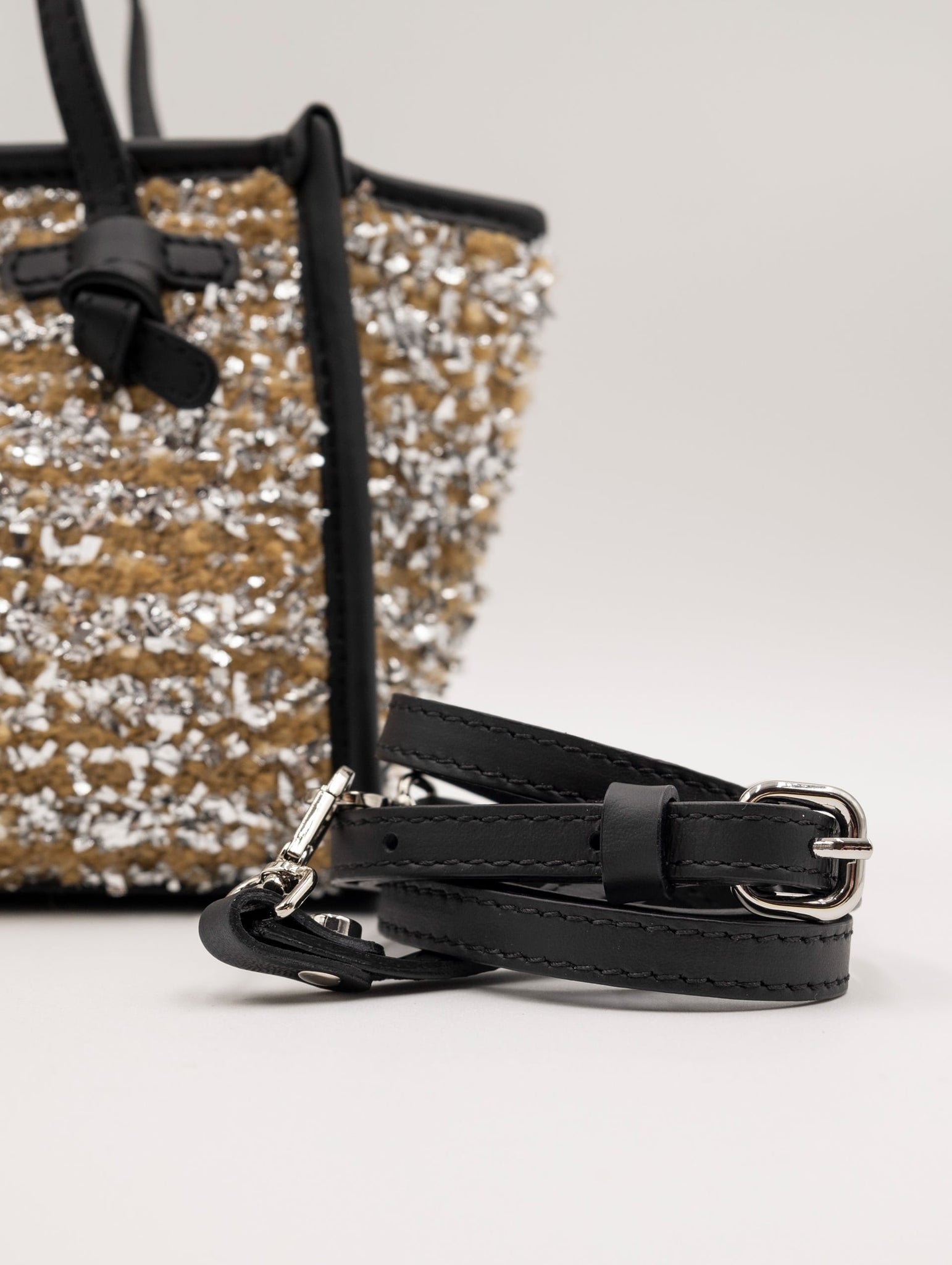 Mini Bag Miss Marcella Gianni Chiarini in Tessuto Bouclè e Lurex Cammello