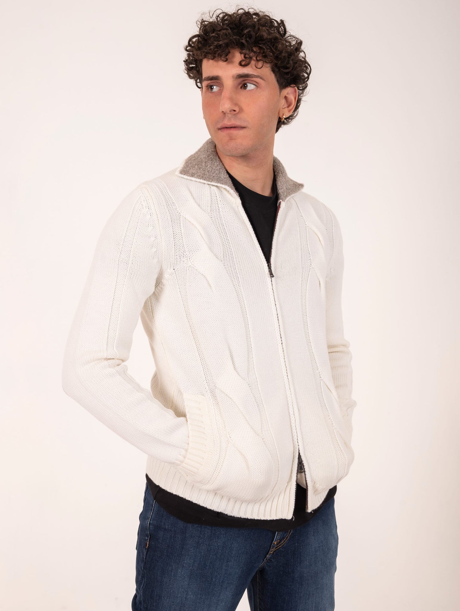 Cardigan Con Zip Boucklè H953 in Lana Merinos Ecrù