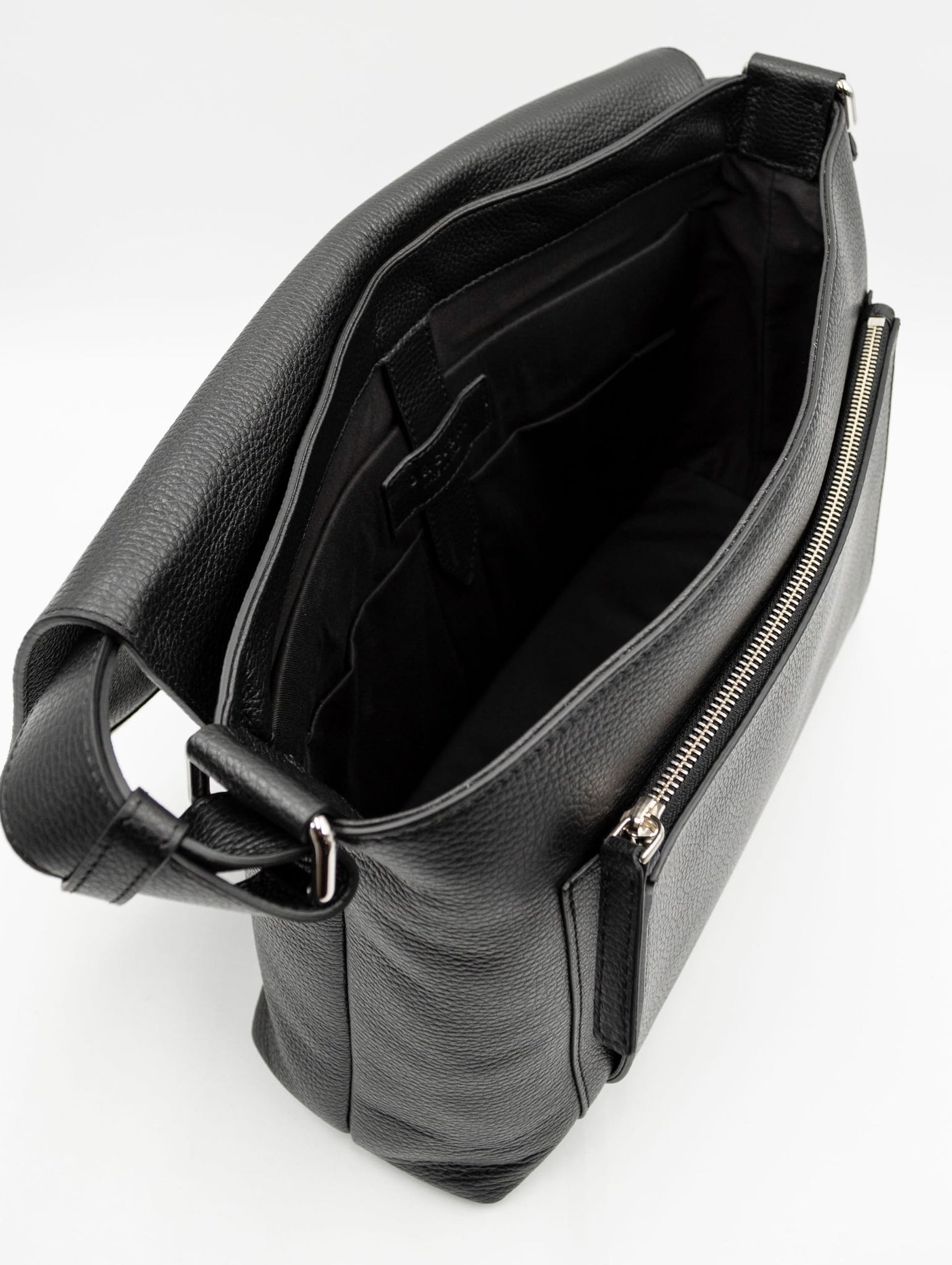 Borsa Messenger Orciani in Pelle Martellata Nero