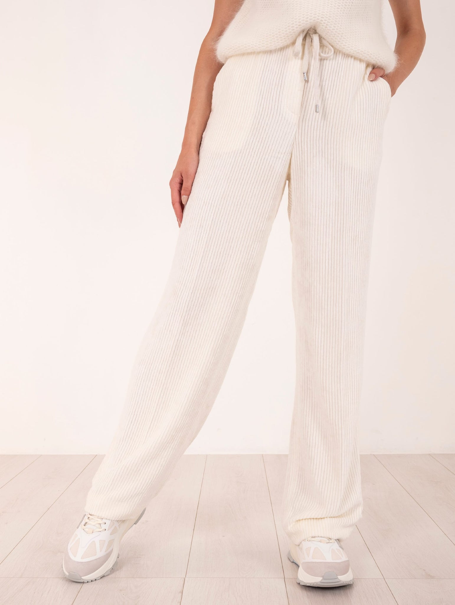 Pantalone Peserico in Velluto Roccia Stretch Bianco