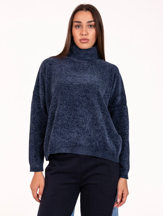 Dolcevita White Wise in Ciniglia Blu