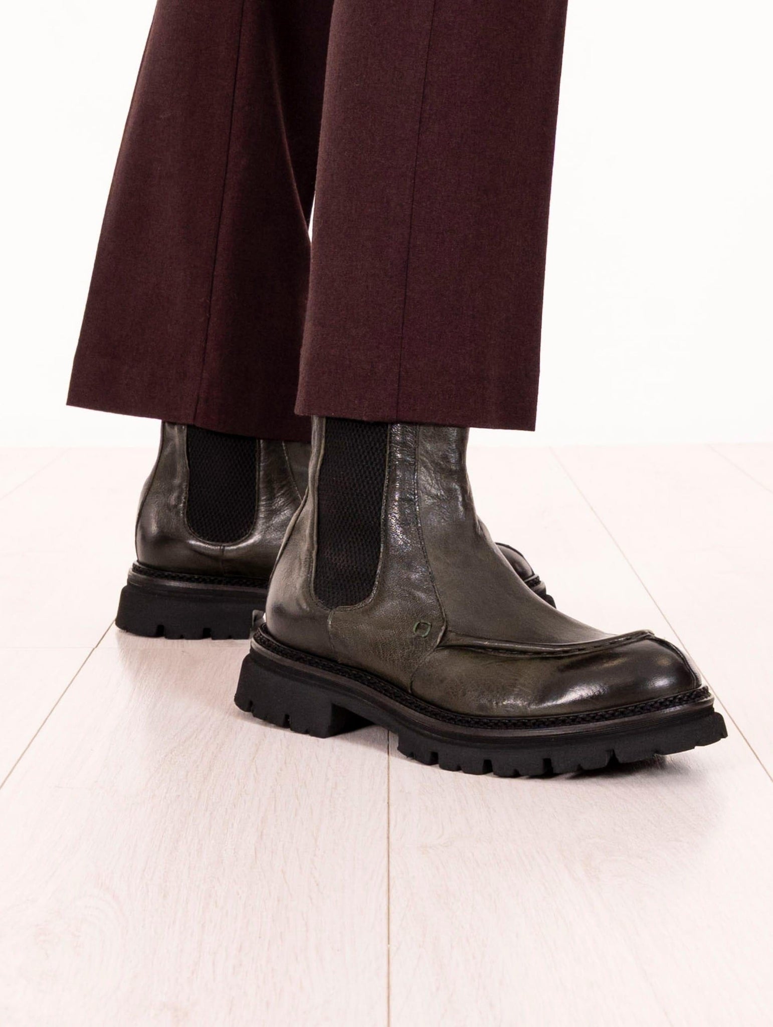 Beatles Four Stroke in Pelle Verde Foresta