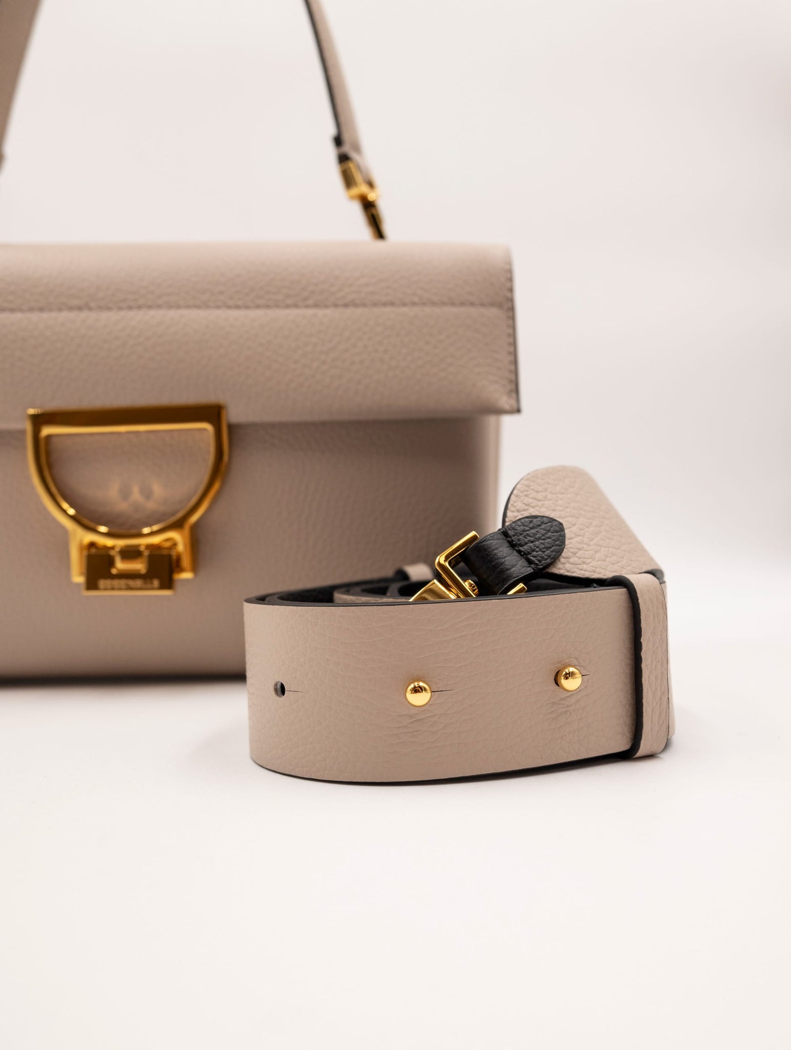 Borsa Coccinelle Arlettis in Pelle Martellata Beige