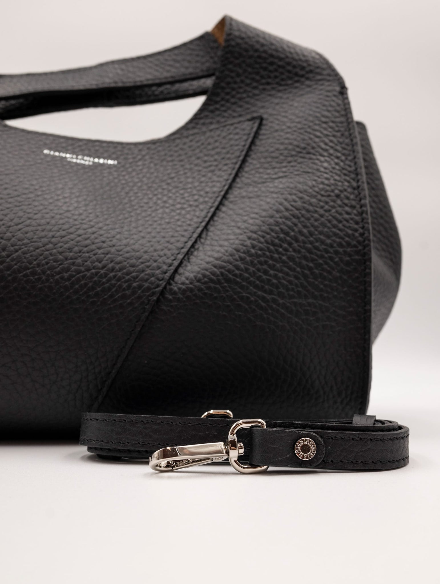 Borsa Euforia Gianni Chiarini in Pelle Martellata Nero