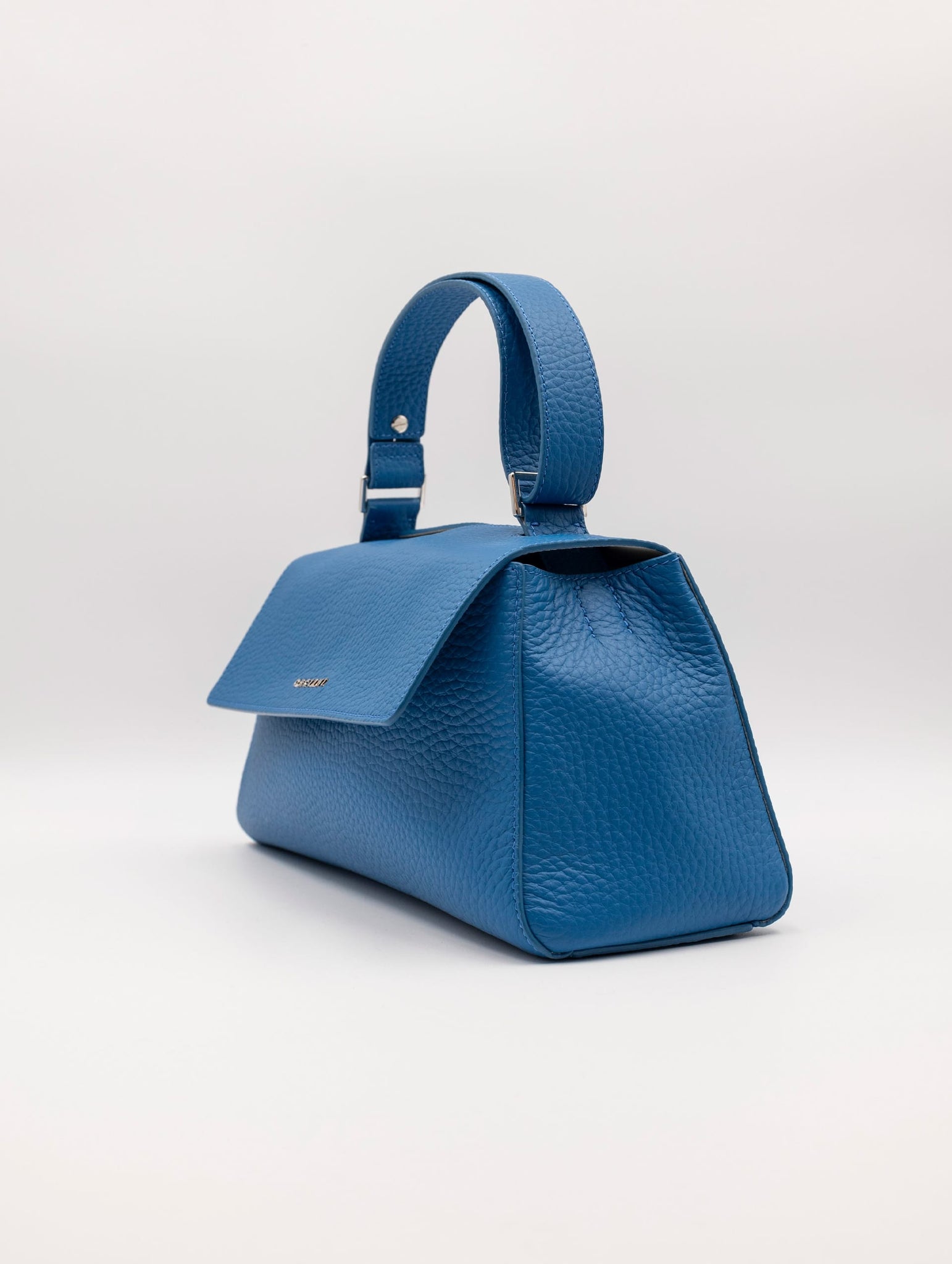 Borsa Orciani Sveva Longuette Soft in Pelle Martellata Blu Elettrico