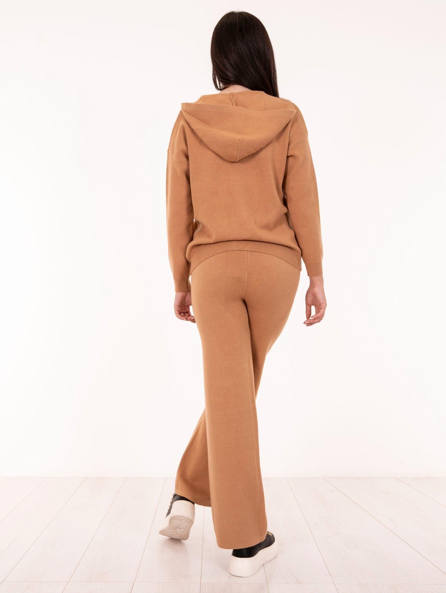 Completo White Wise Felpa e Pantalone in Viscosa Cammello