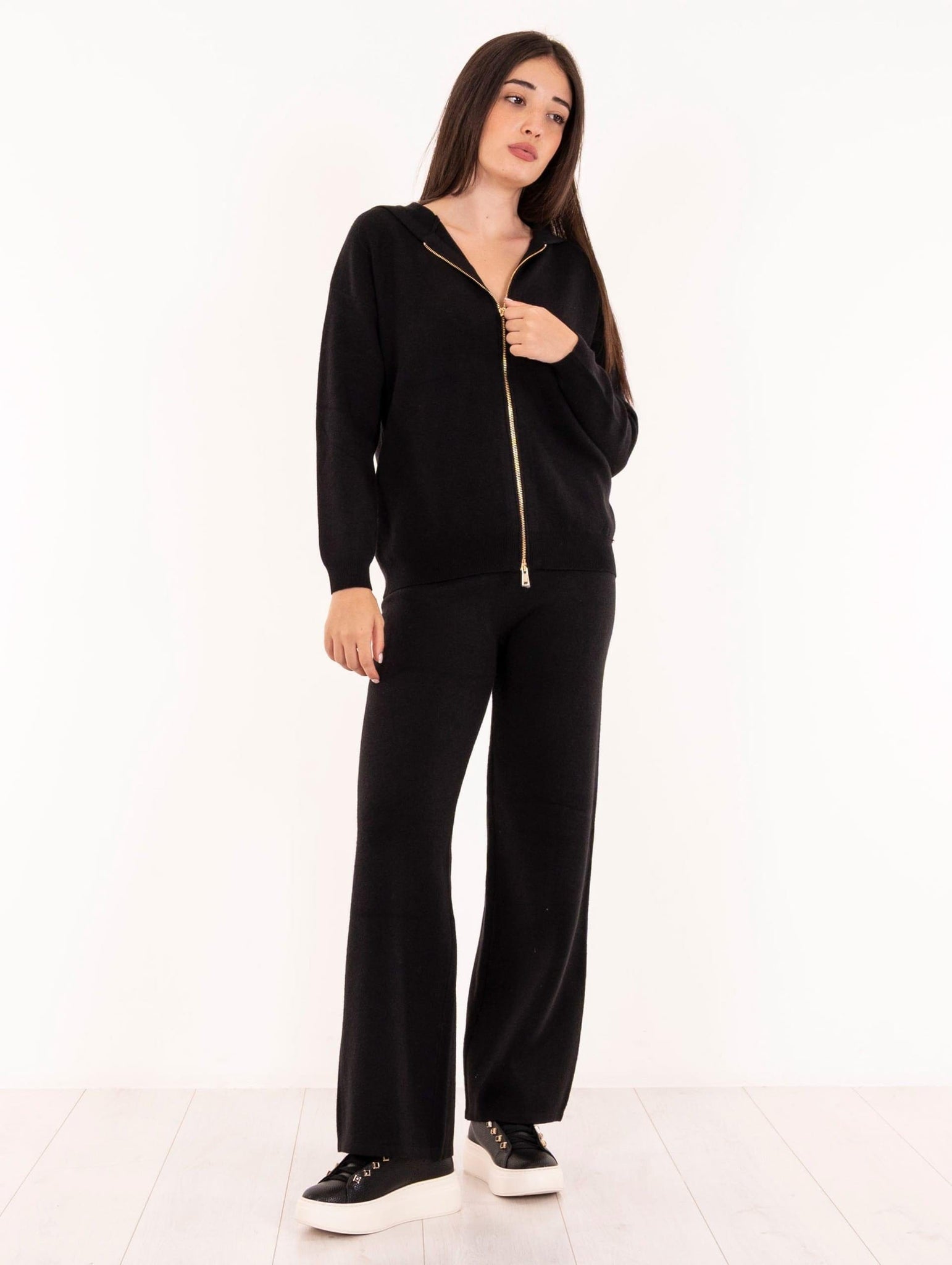 Completo White Wise Felpa e Pantalone in Viscosa Nero