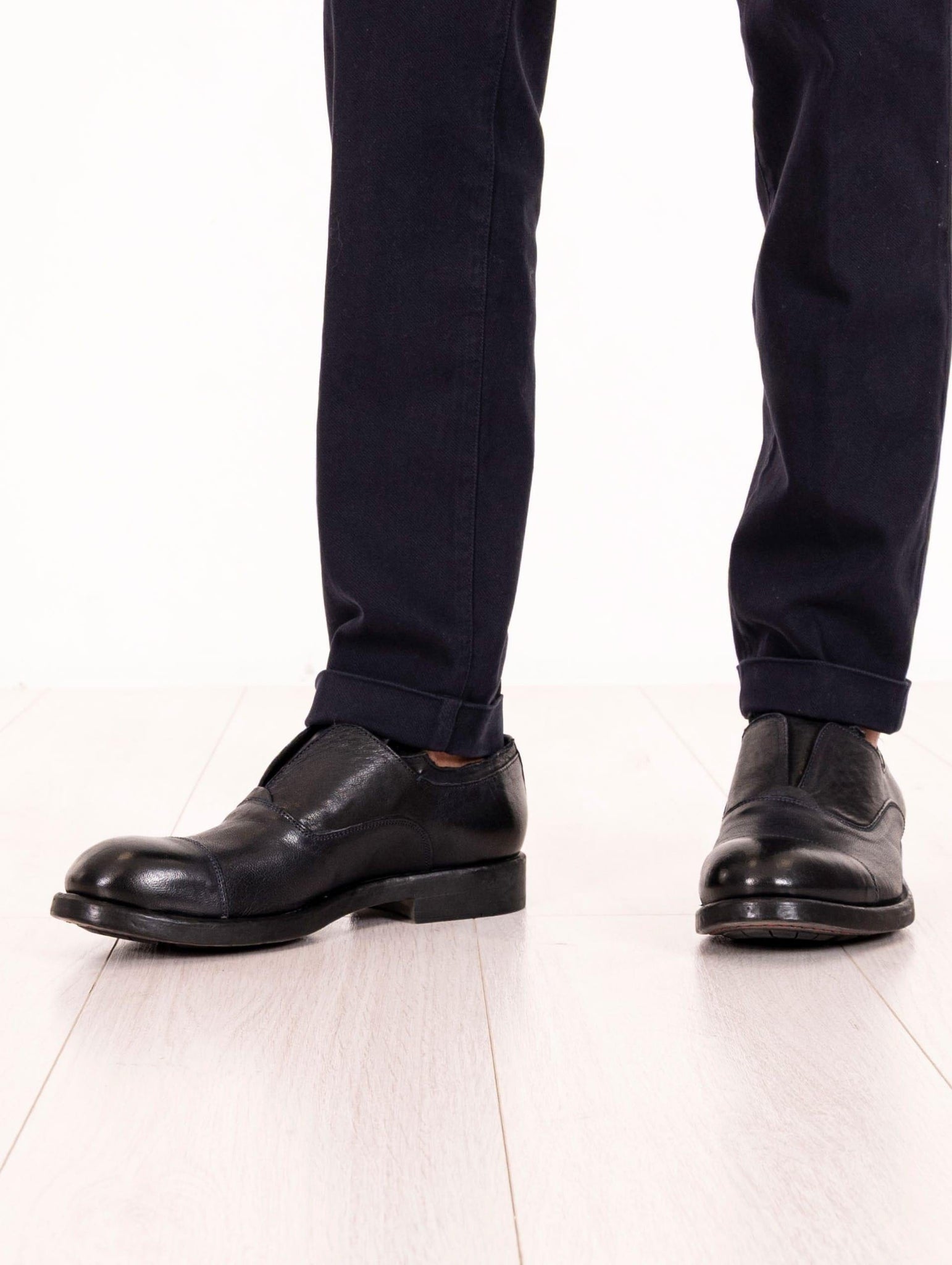 Derby Four Stroke in Pelle Oceano