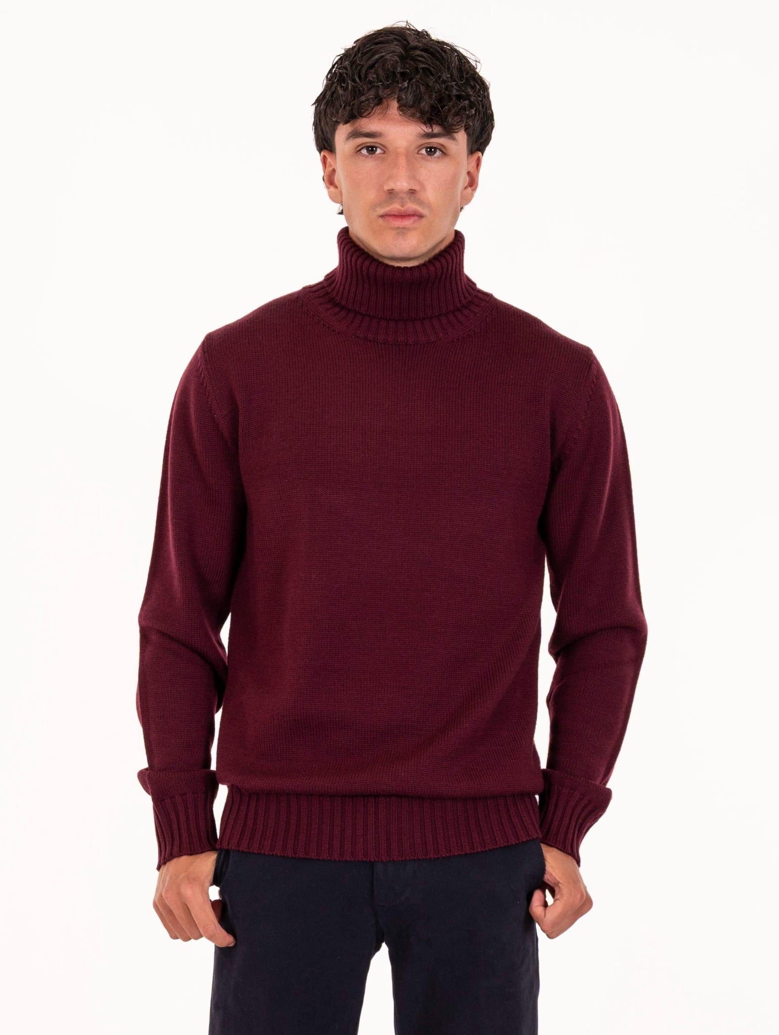 Dolcevita Alpha Studio in Lana Merinos Ciliegia