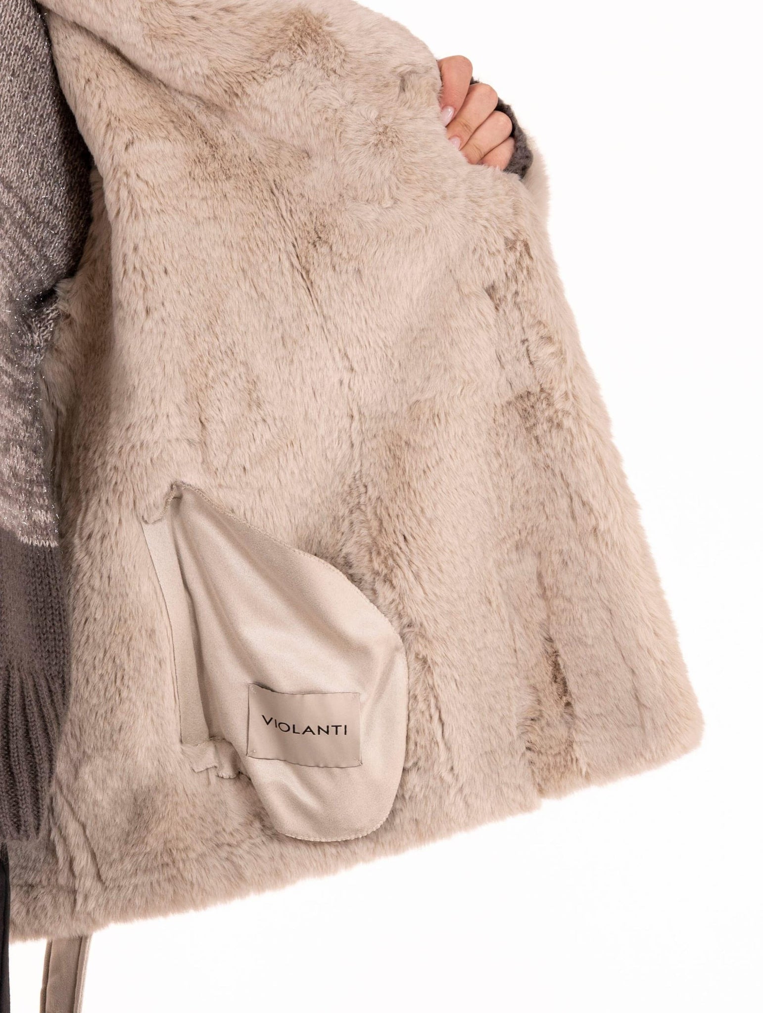 Ecomontone Violanti con Ricamo Beige e Bianco