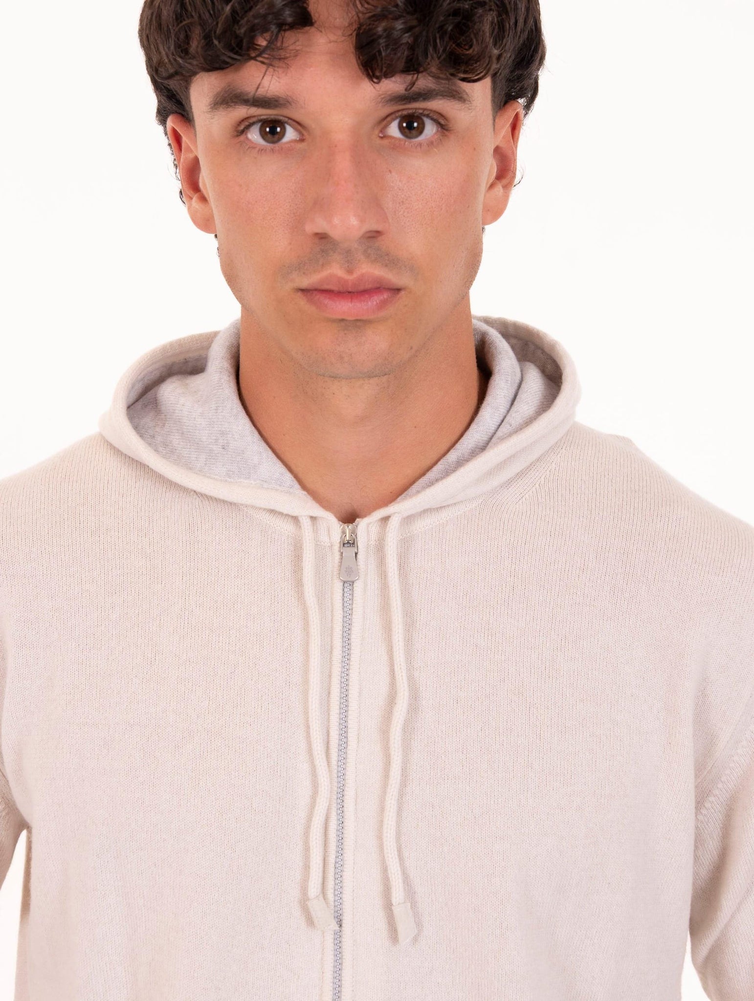 Felpa Eleventy Milano Platinum in Cashmere Sabbia