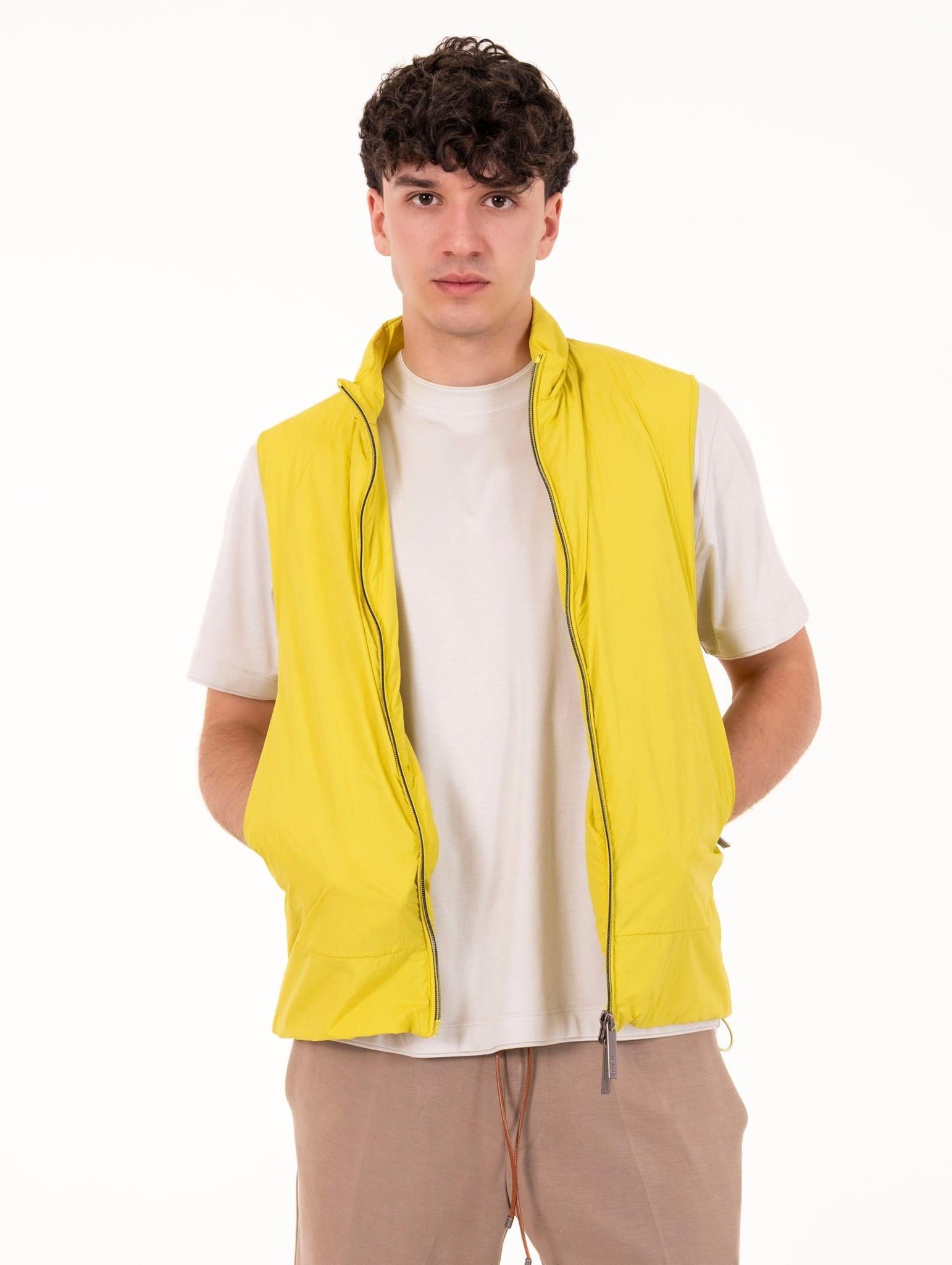 Gilet Aprica After Label in Tessuto Tecnico Giallo