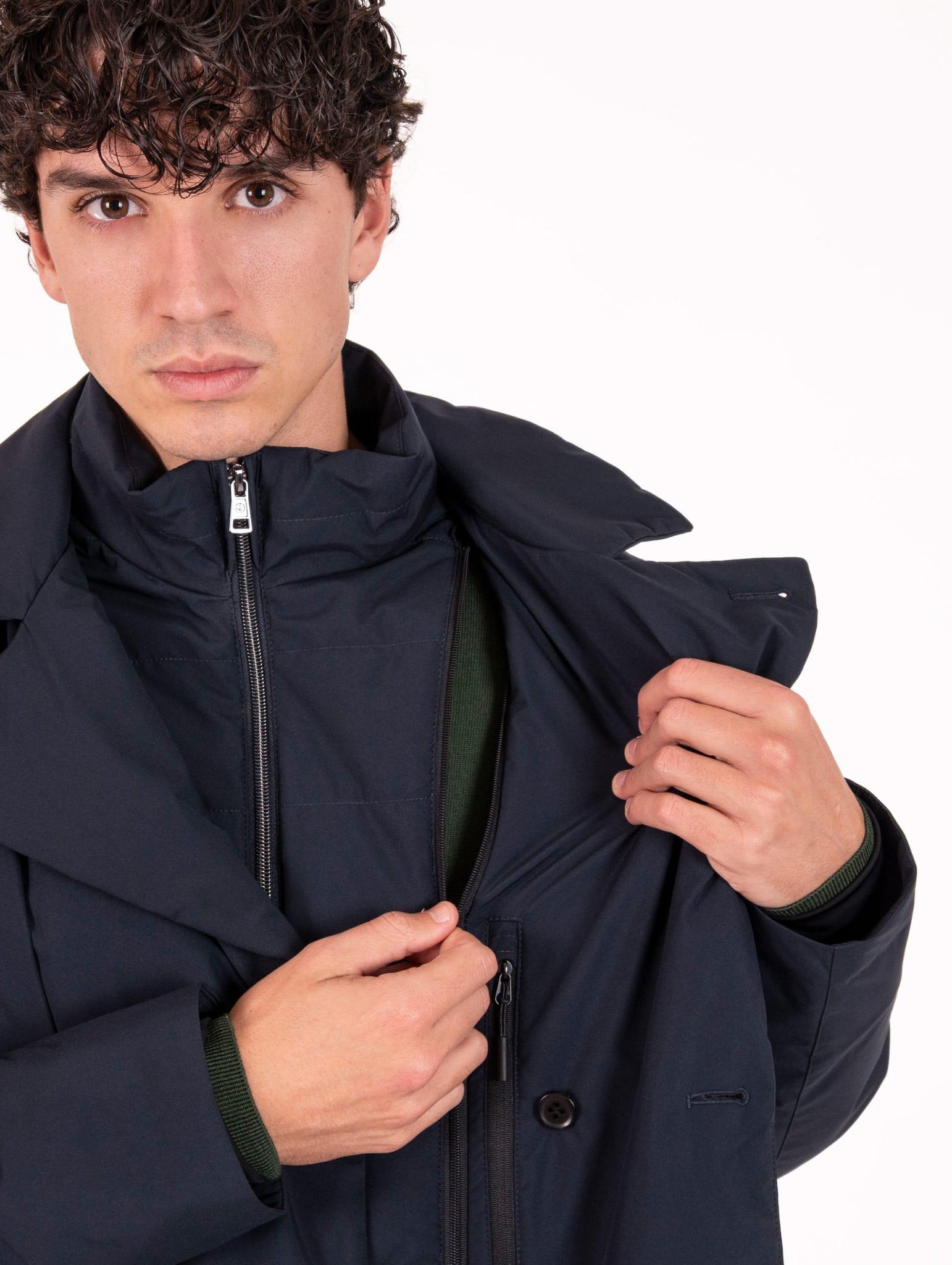 Cappotto AT.P.CO. in Tessuto Tecnico Blu Navy JOSHUA670N053799 AT.P.CO