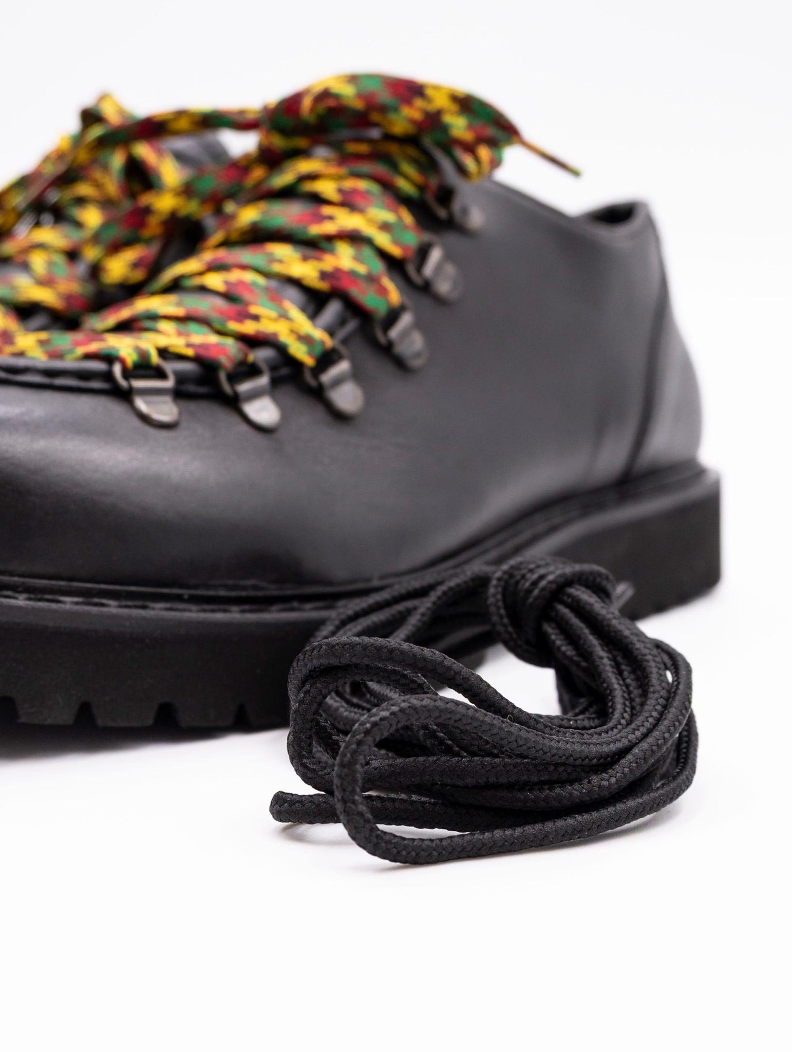 Stringata Merano Calf in Pelle Nera MERANOCALFBLK Kjore Project