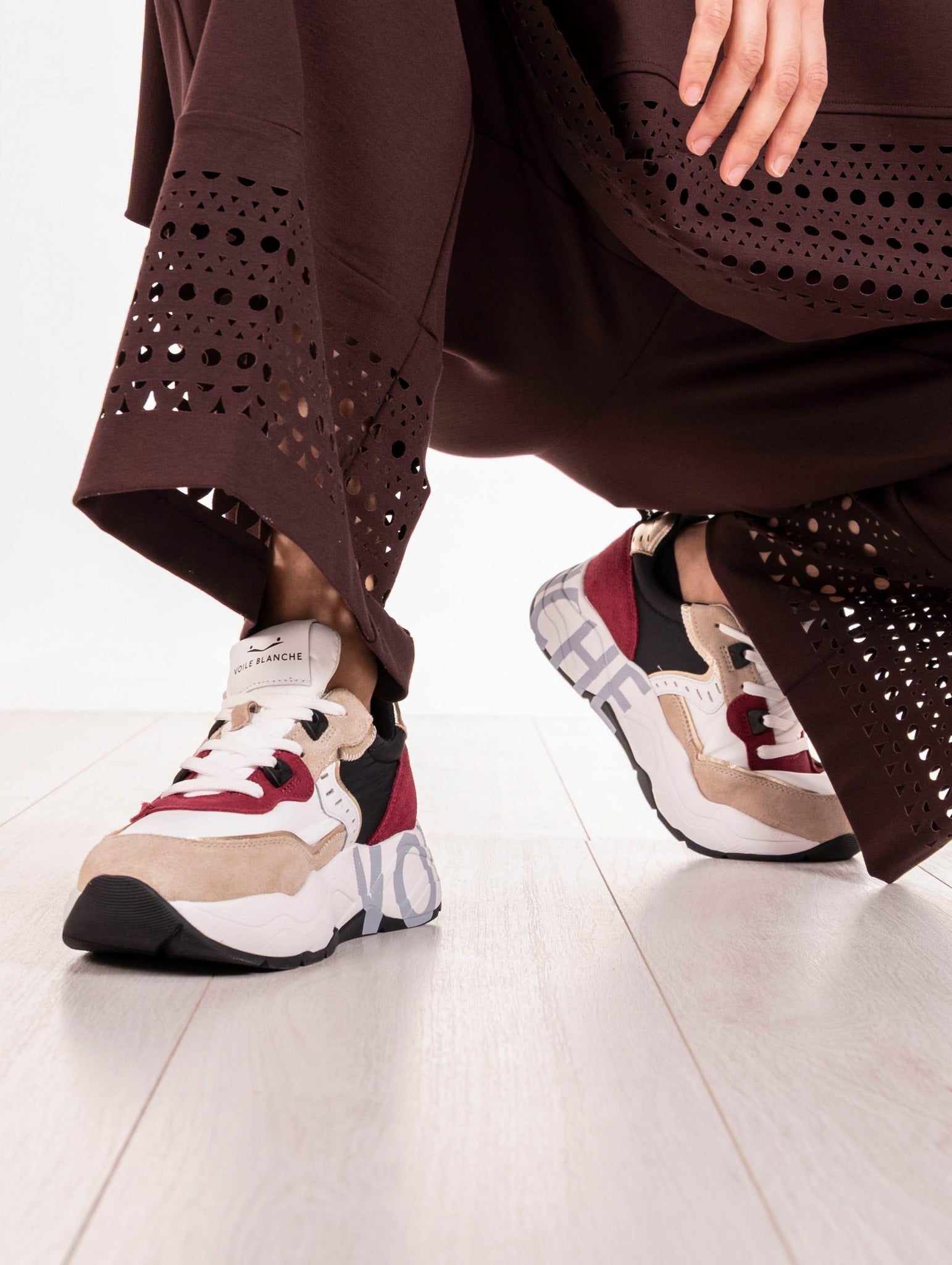 Sneakers Club Voile Blanche in Suede e Nylon Beige e Ruby CLUB105LIGHTBEIGE Voile Blanche