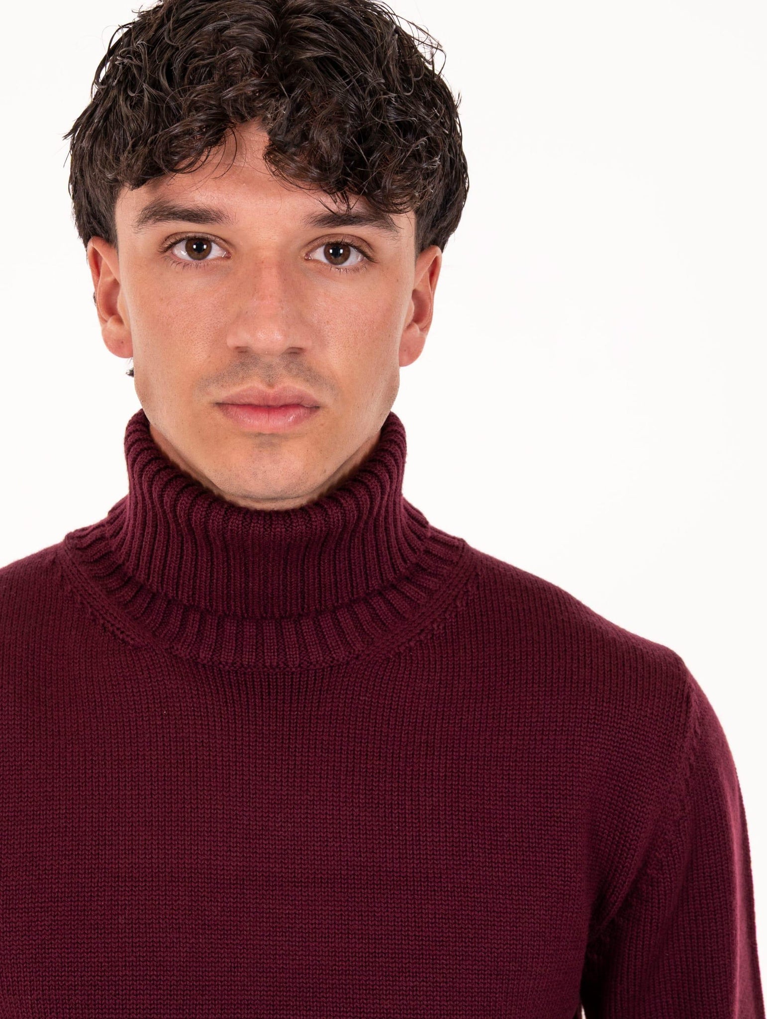 Dolcevita Alpha Studio in Lana Merinos Ciliegia AU-3031G1009 Alpha Studio