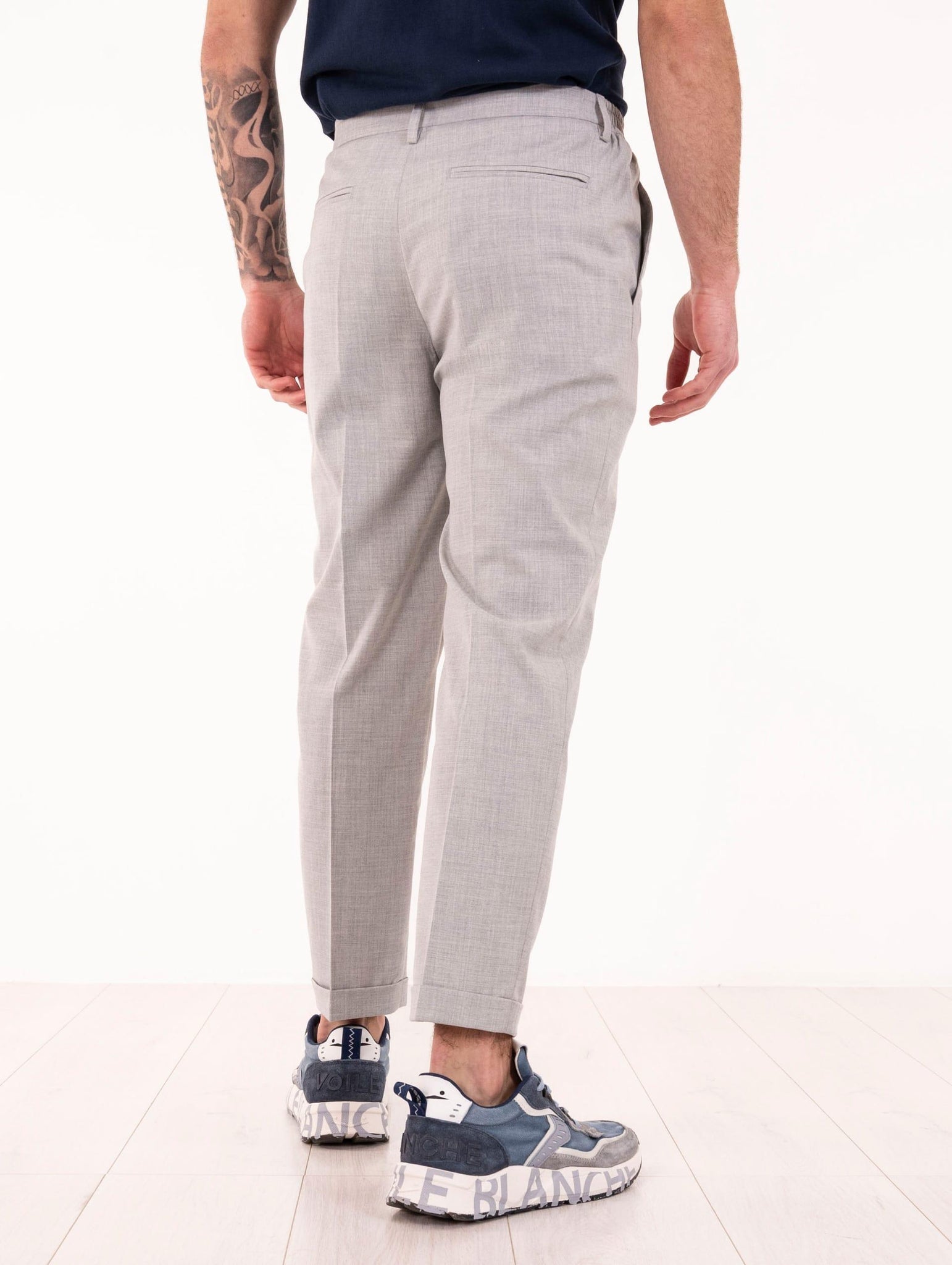 Pantalone Devore Effetto Lana in Tessuto Tecnico e Viscosa Grigio Chiaro DVR47C-H10060223 Devore