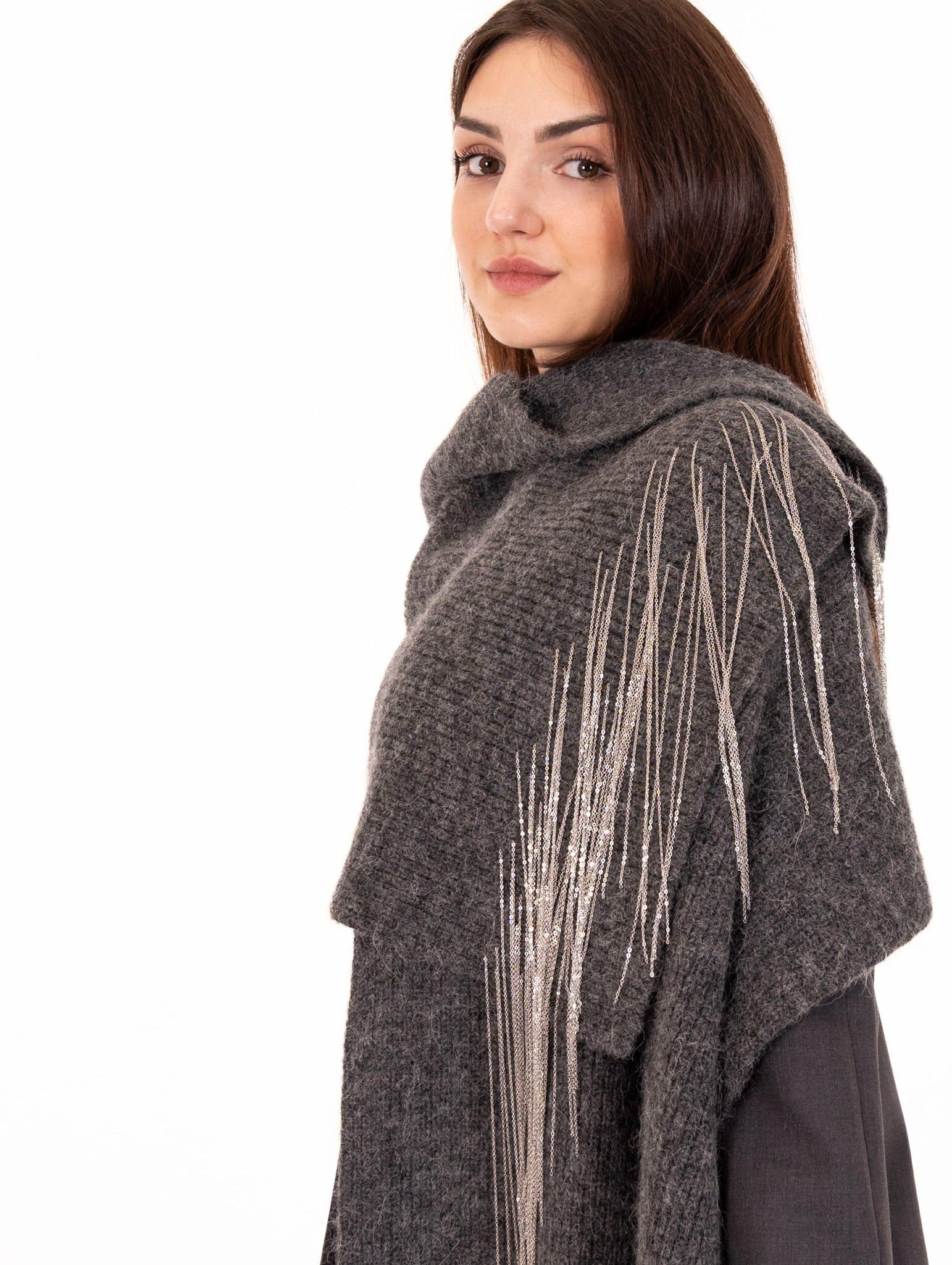 Stola Alpha Studio con Catene in Lana e Alpaca Grigio Scuro AD-4412S2005 Alpha Studio