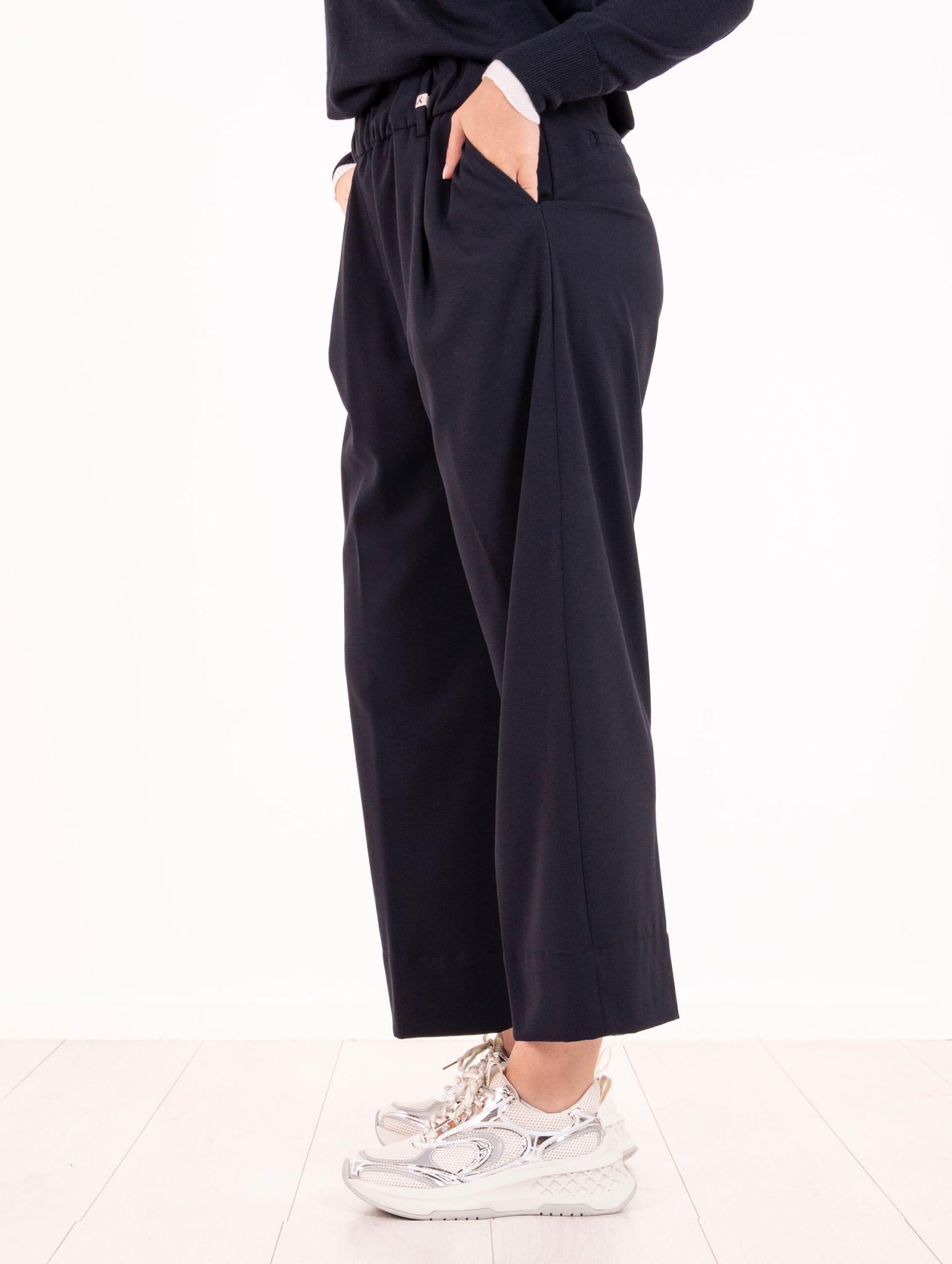 Pantalone Myths in Tela Tecnica di Lana e Cachemire Delavè Blu 25WD48333037 Myths