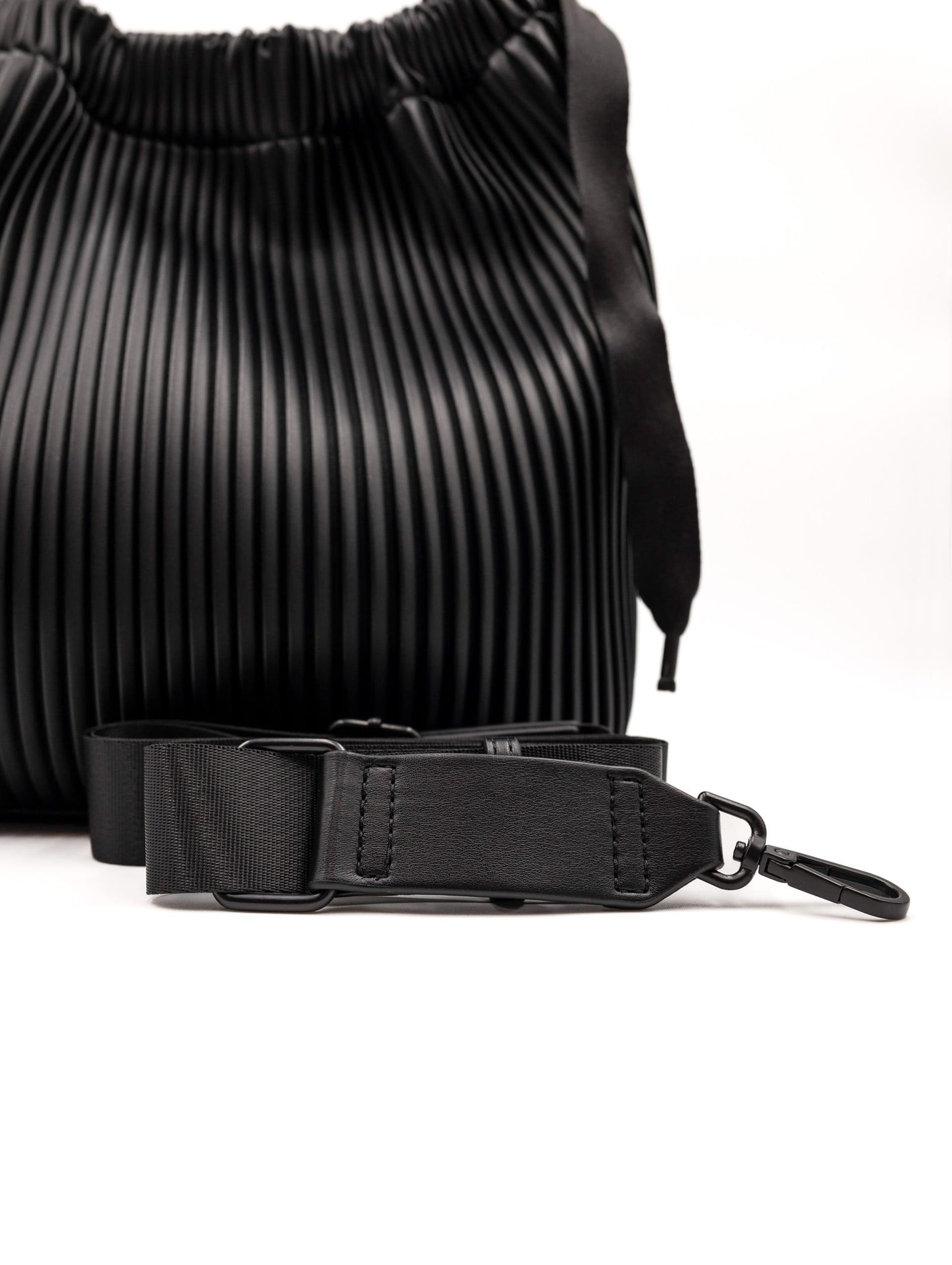 Borsa Zaino Fri-Yay in Eco Pelle Plissè Nero YU_631PLISSE0,5 Fri-Yay