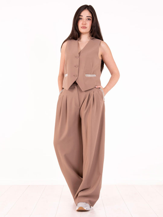 Gilet D.Exterior con Monile in Cadì Stretch Mocha