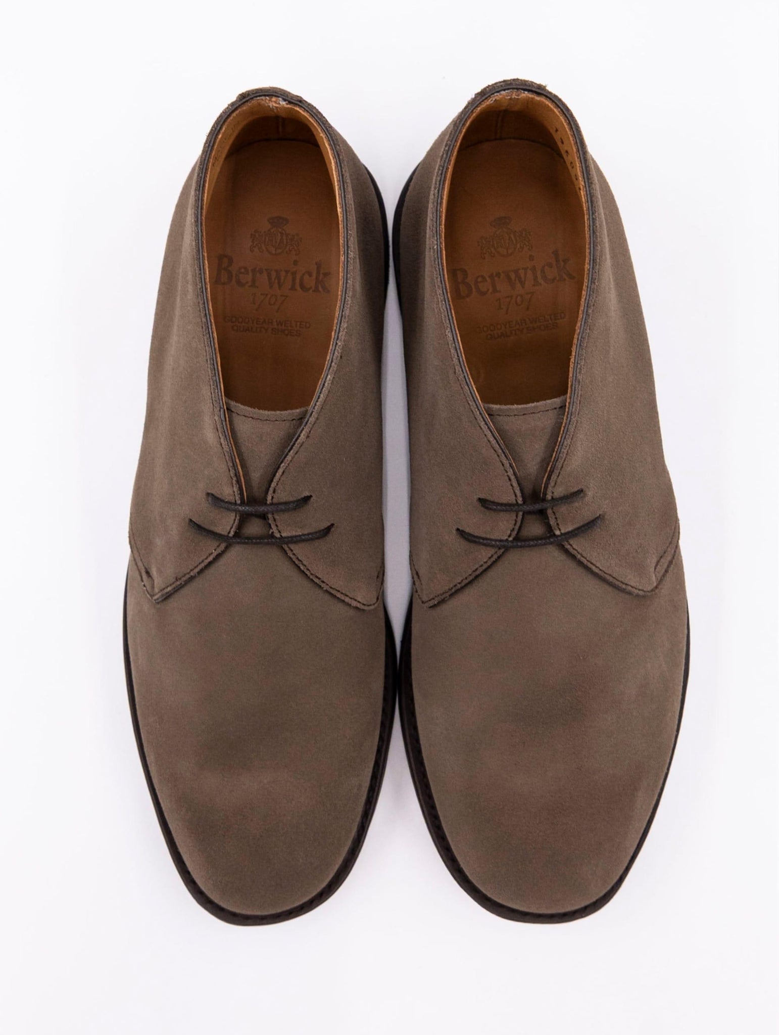 Ankle Boots Berwick 1707 in Suede Marrone 635HO255REPELLOCALFHORN Berwick 1707