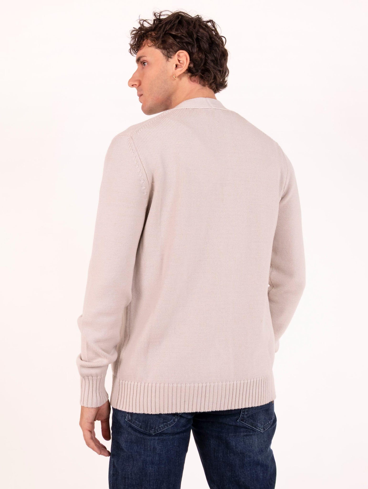 Cardigan Alpha Studio in Lana Merinos Stucco AU-3033E1017 Alpha Studio