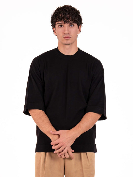Alpha Studio Sweater in Black Extrafine Merino Wool