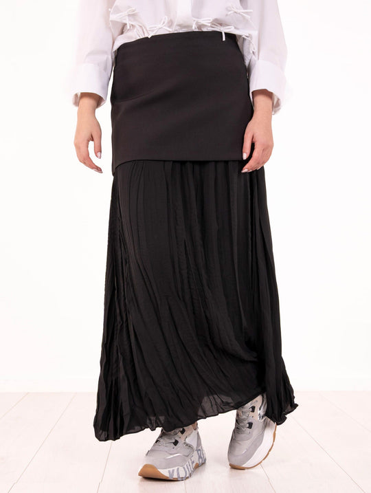 Meimeij Black Pleated Skirt