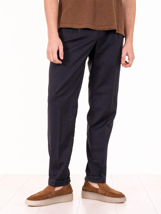 Myths Hose aus Fresco Wolle Navy