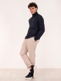 Pantalone Devorè aus technischem Stoff in Ecru