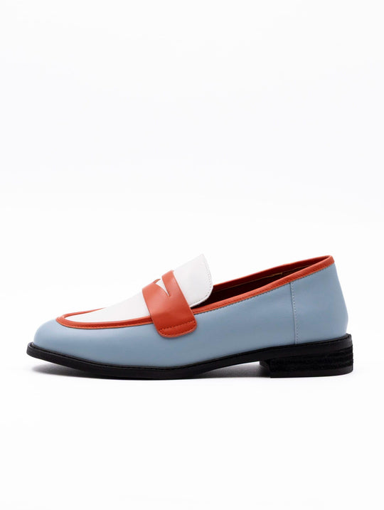 Mokassin The Giver aus Leder in Hellblau, Orange und Creme