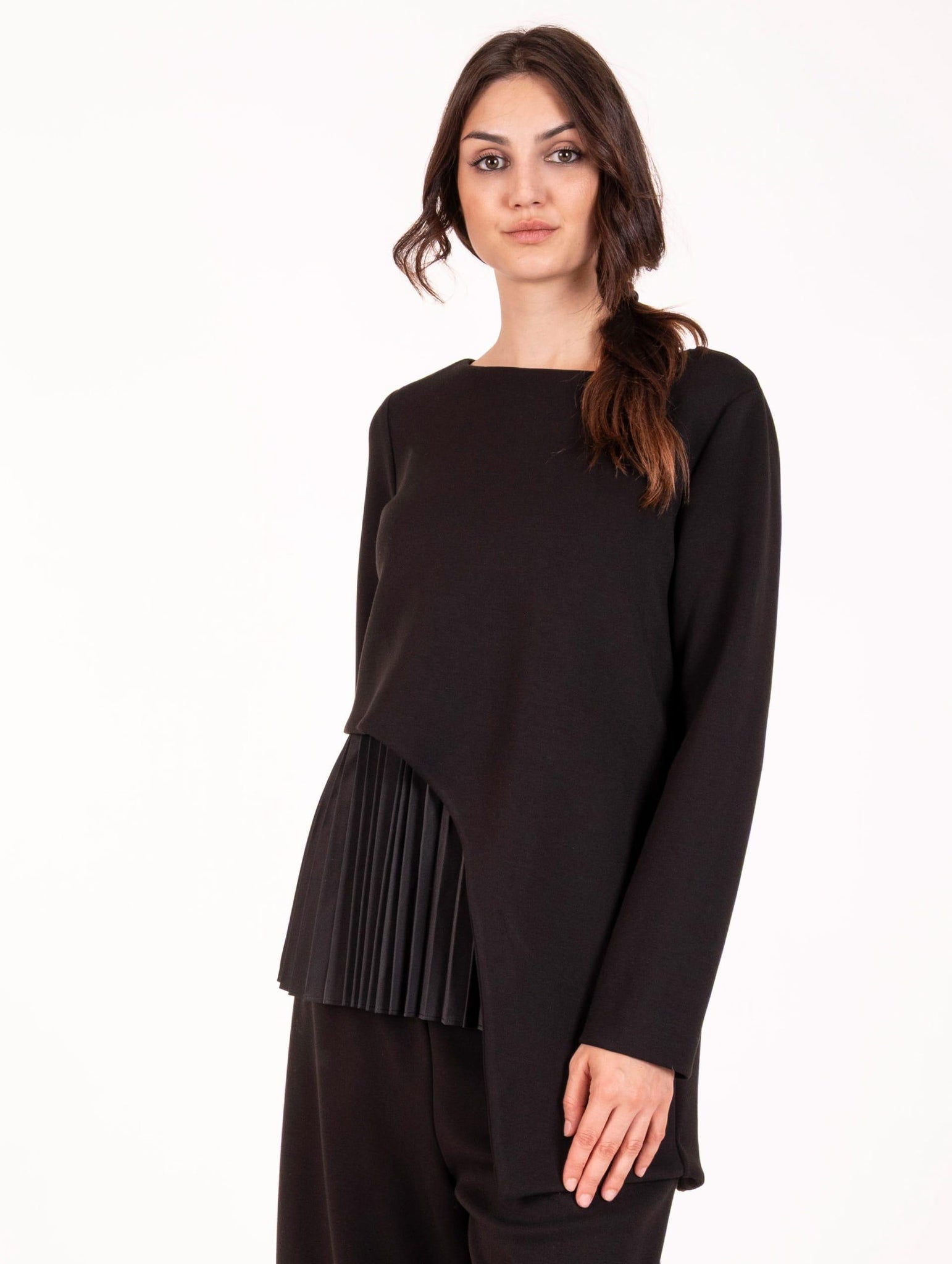 Blusa Meimeij Plisse in Scuba Nero M5ID14100 Meimeij