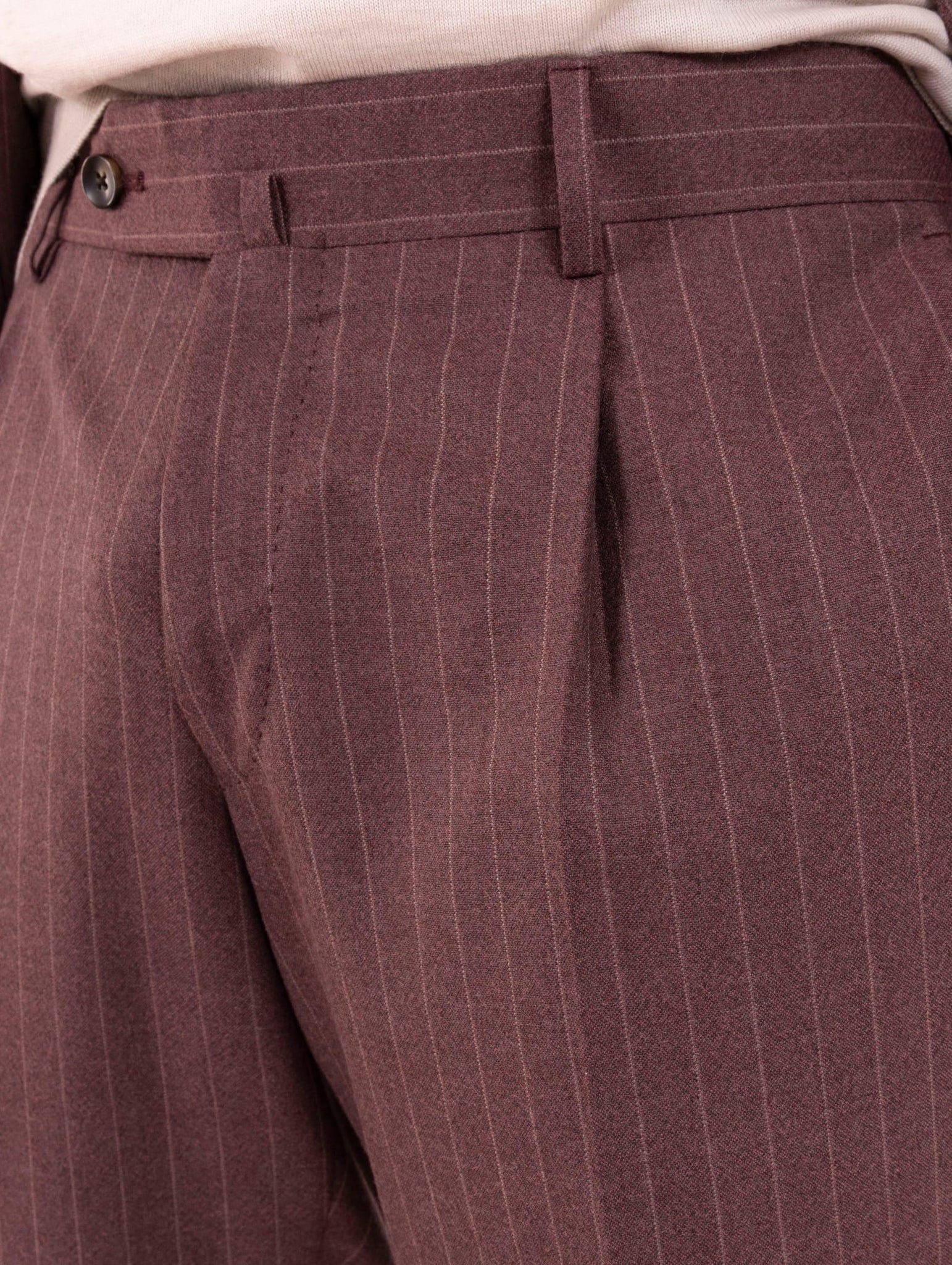 Abito Sartoriale Four Stroke in Lana Vergine e Cashmere Gessato Prugna AMADRID2/13102462 Four Stroke