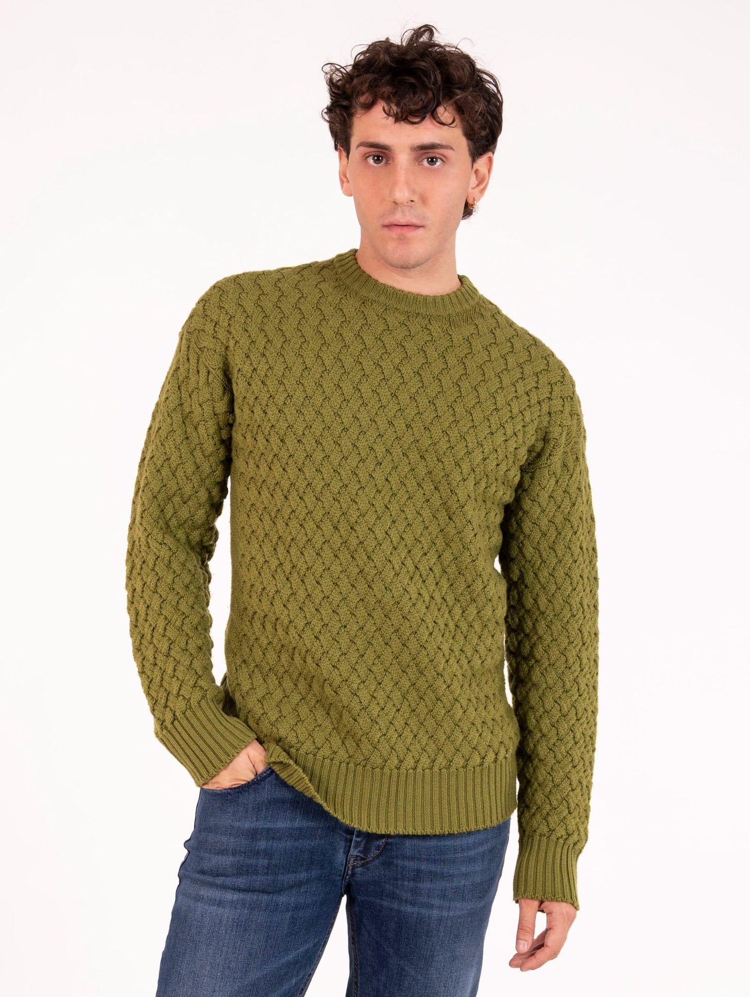 Maglia Alpha Studio in Lana Merinos Extrafine Pistacchio AU-3081C1006 Alpha Studio