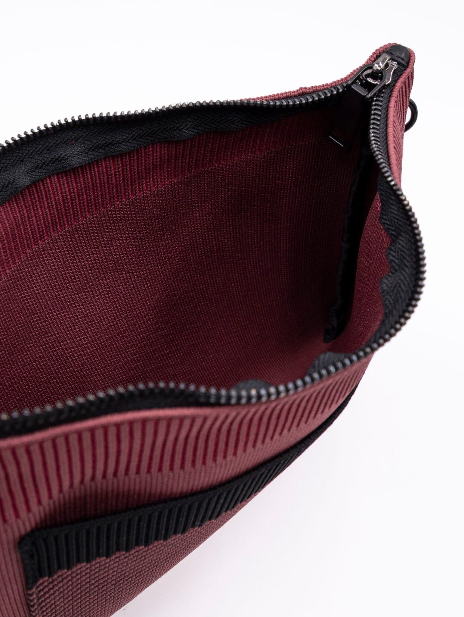 Pochette Fri-yay in Maglia Ciliegia e Nero ERP_1231POCKET Fri-Yay