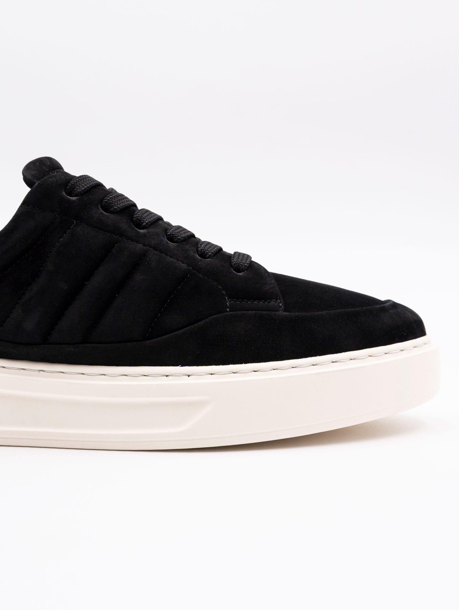 Sneakers Barracuda in Nabuk Nero BU3565900 Barracuda