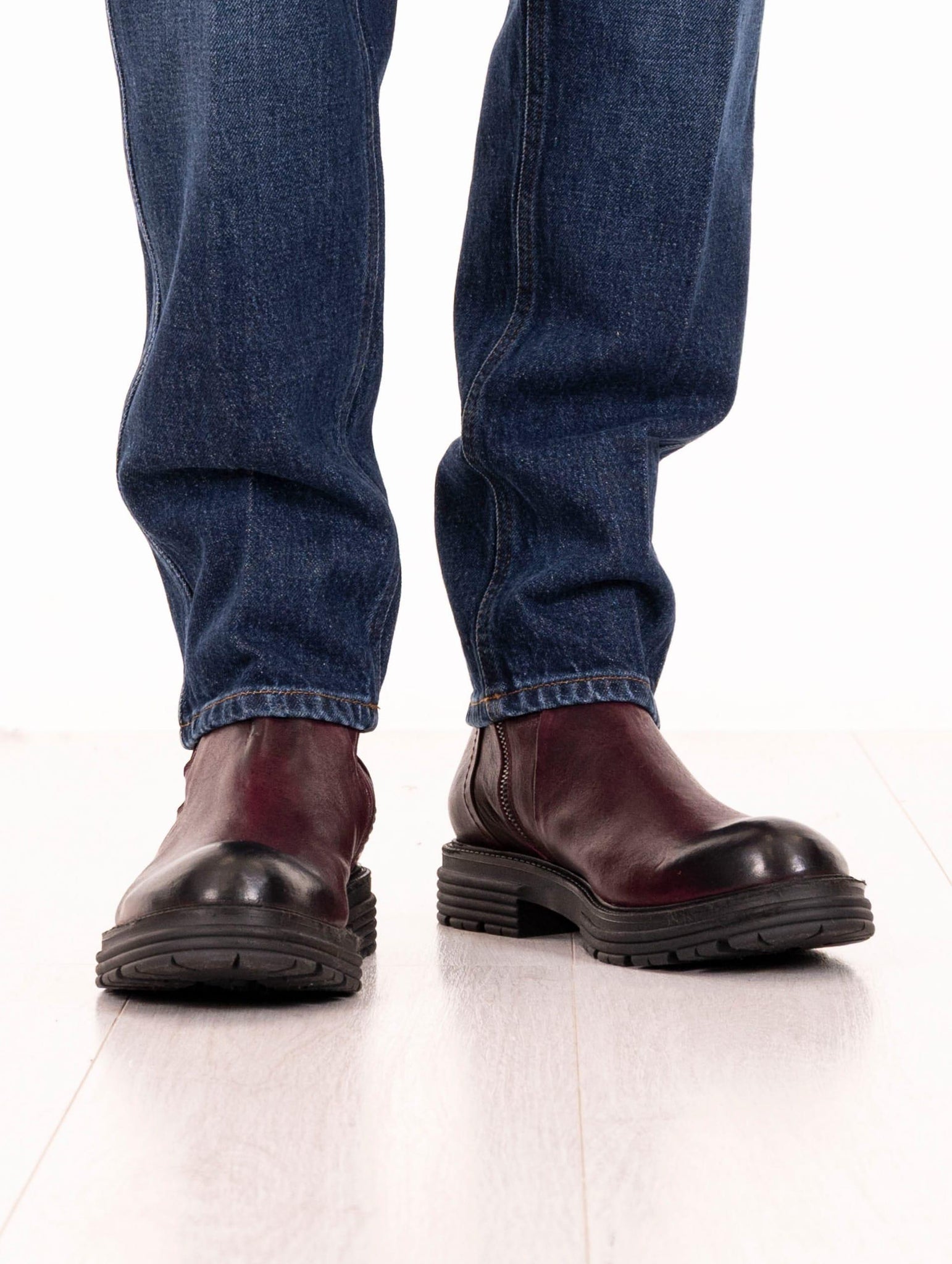 Beatles Four Stroke in Pelle Barolo BERLIN44 Four Stroke