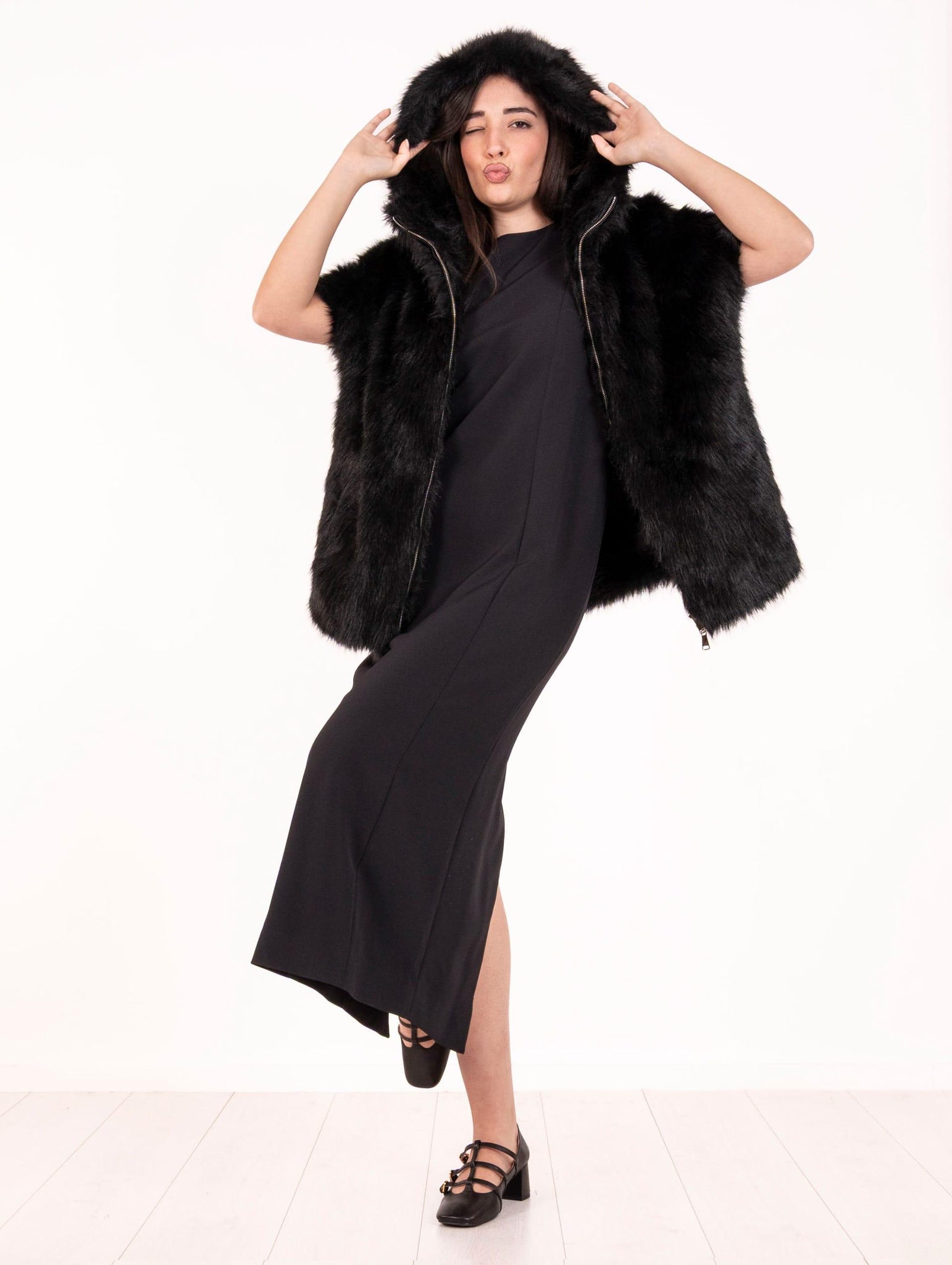 Cappa Eco Pelliccia Leon e Loulou Nera L660SILK00024 Leon & Loulou