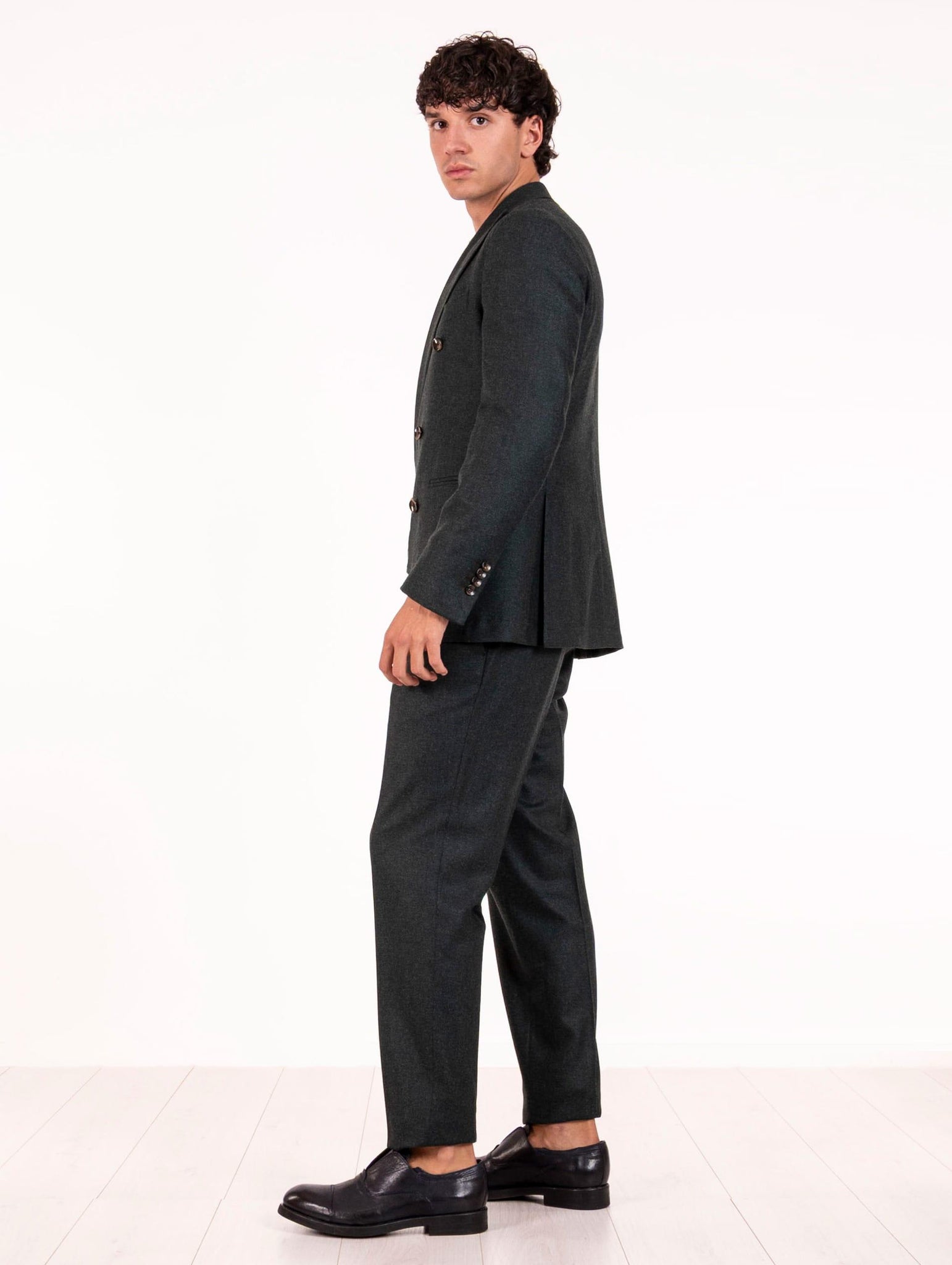 Abito Sartoriale Doppiopetto Four Stroke in Lana Vergine Verde APARIGI1/13105836 Four Stroke