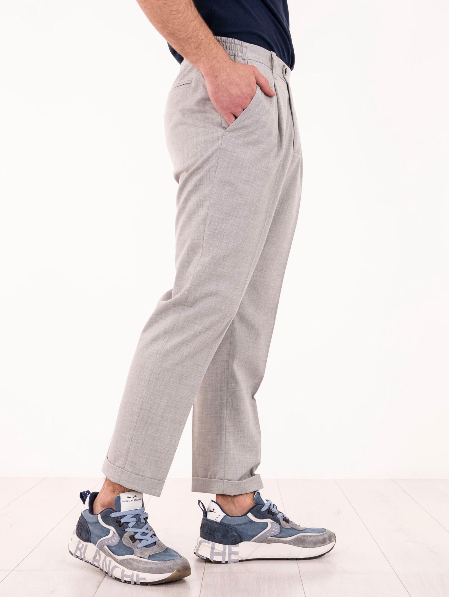 Pantalone Devore Effetto Lana in Tessuto Tecnico e Viscosa Grigio Chiaro DVR47C-H10060223 Devore